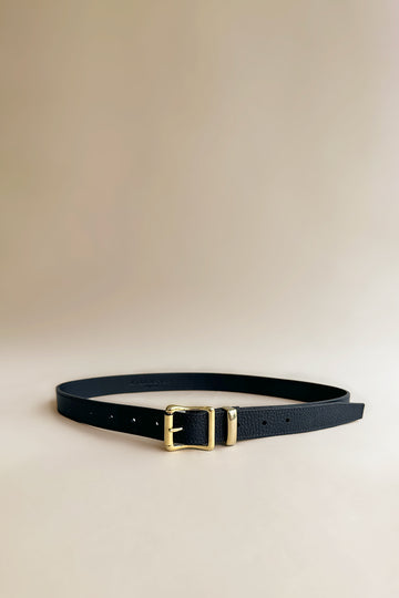 Signature Leather Belt in Black Pebble