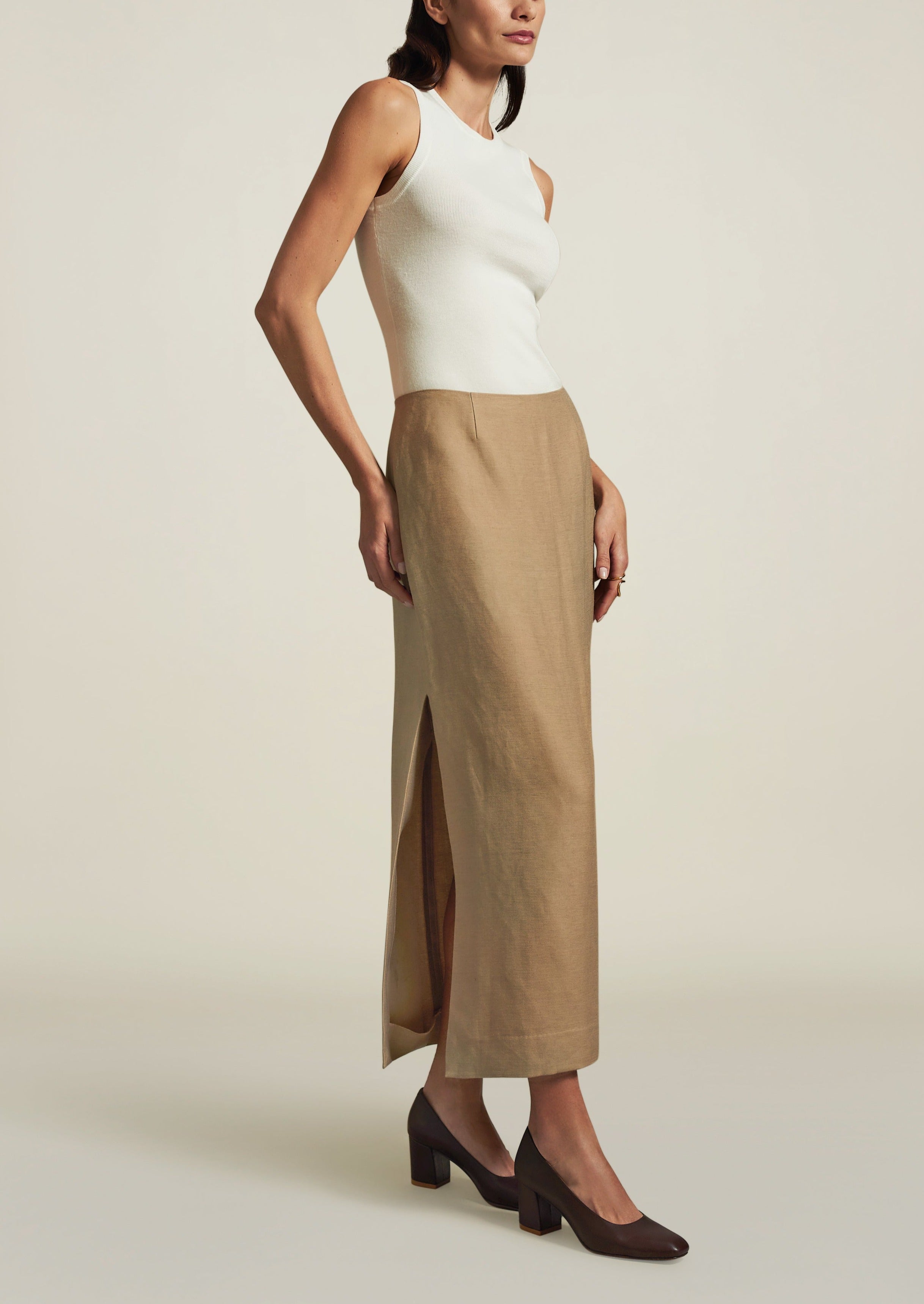 Ana Racer Tank in Viscose Linen