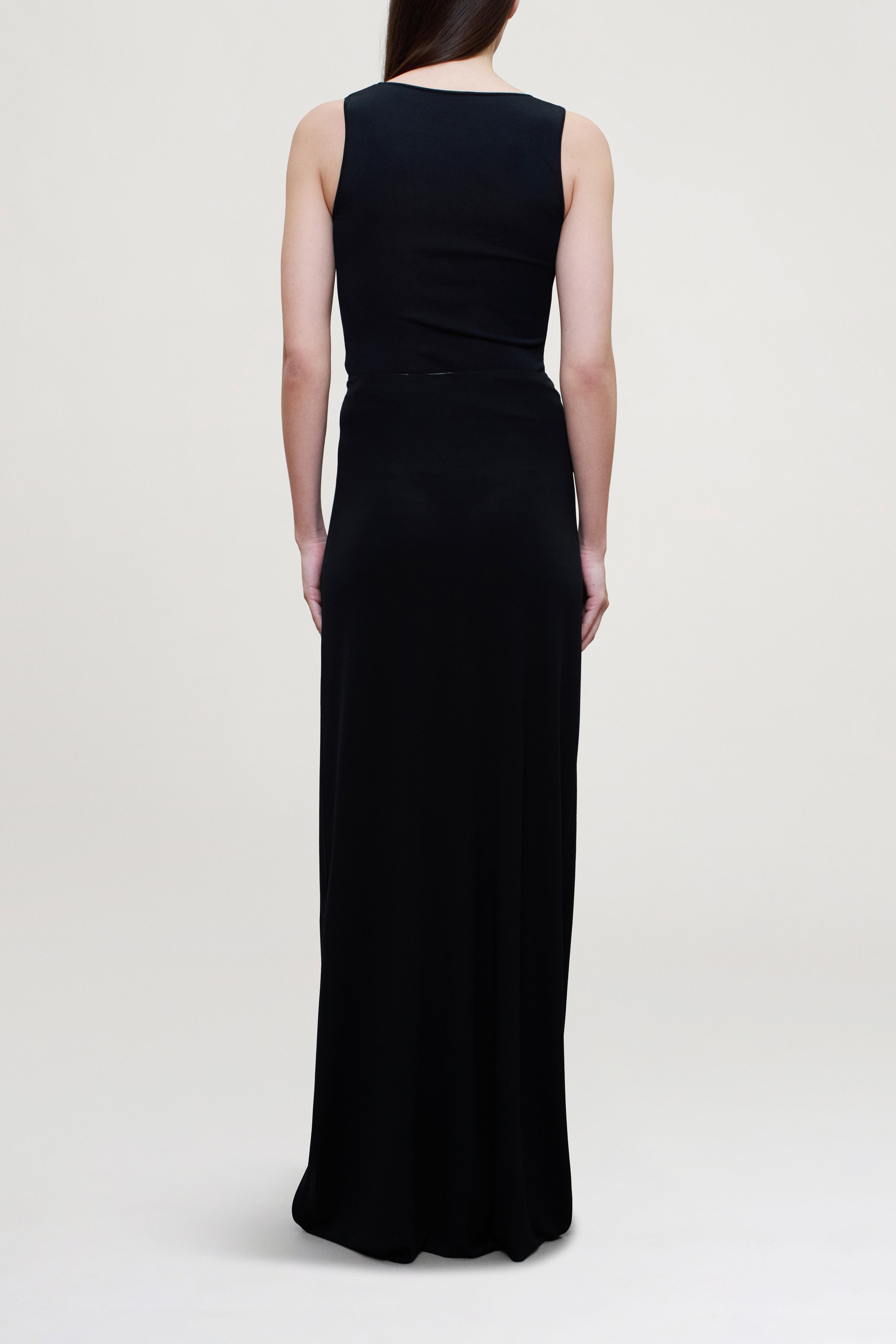 Noor Tube Skirt in Matte Jersey