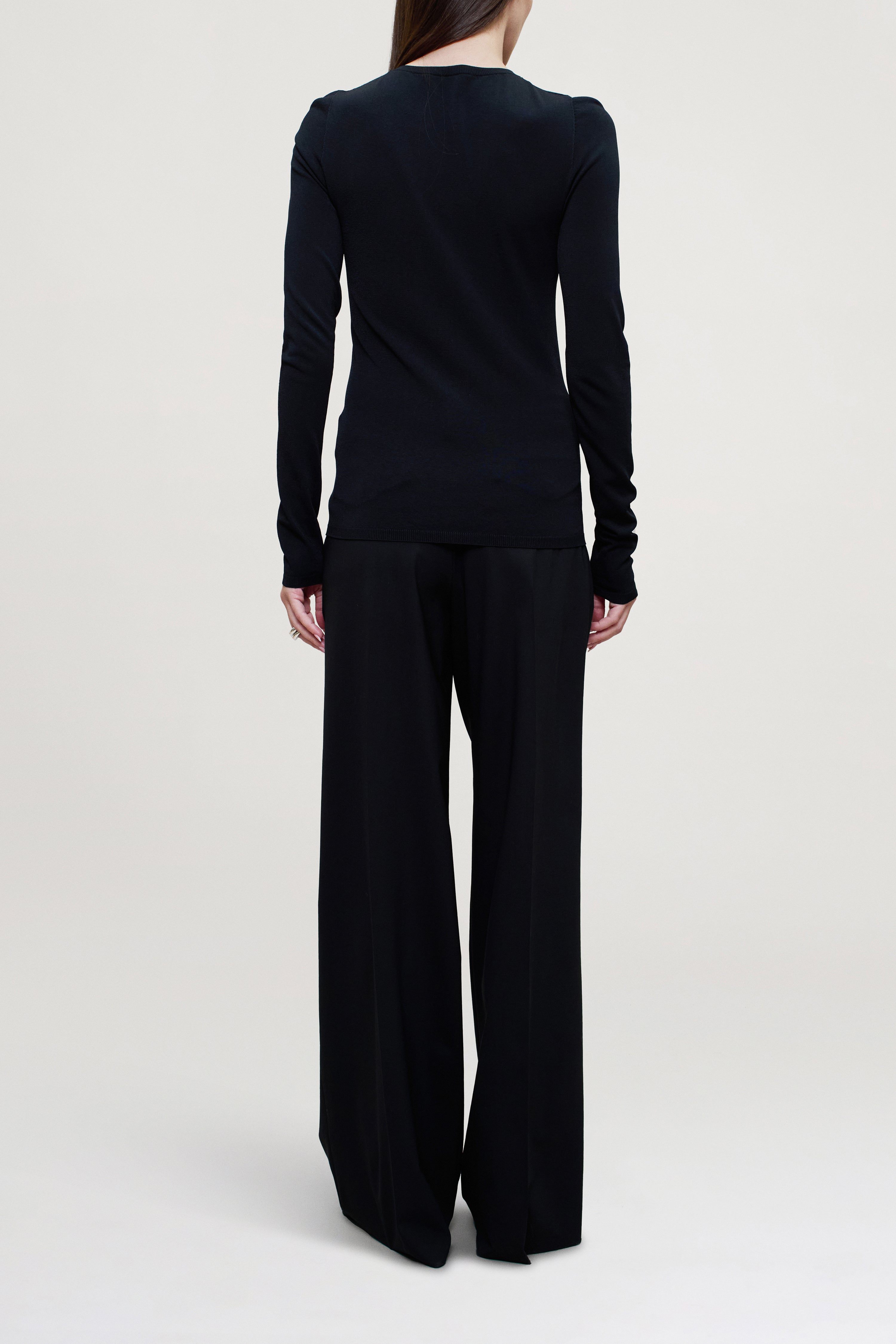 Zana Fitted Long Sleeve in Compact Viscose