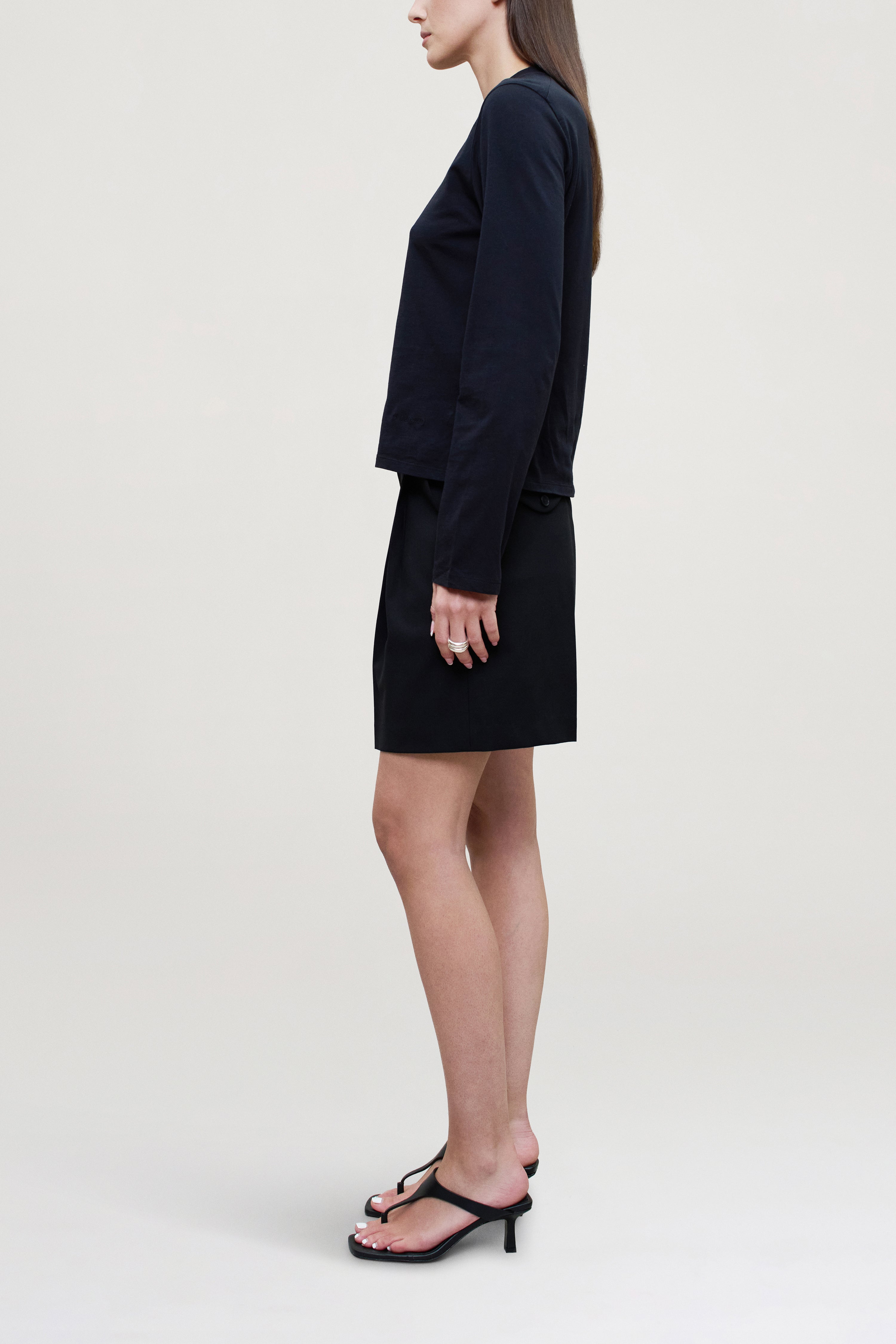 Roxana Short in Tropical Wool
