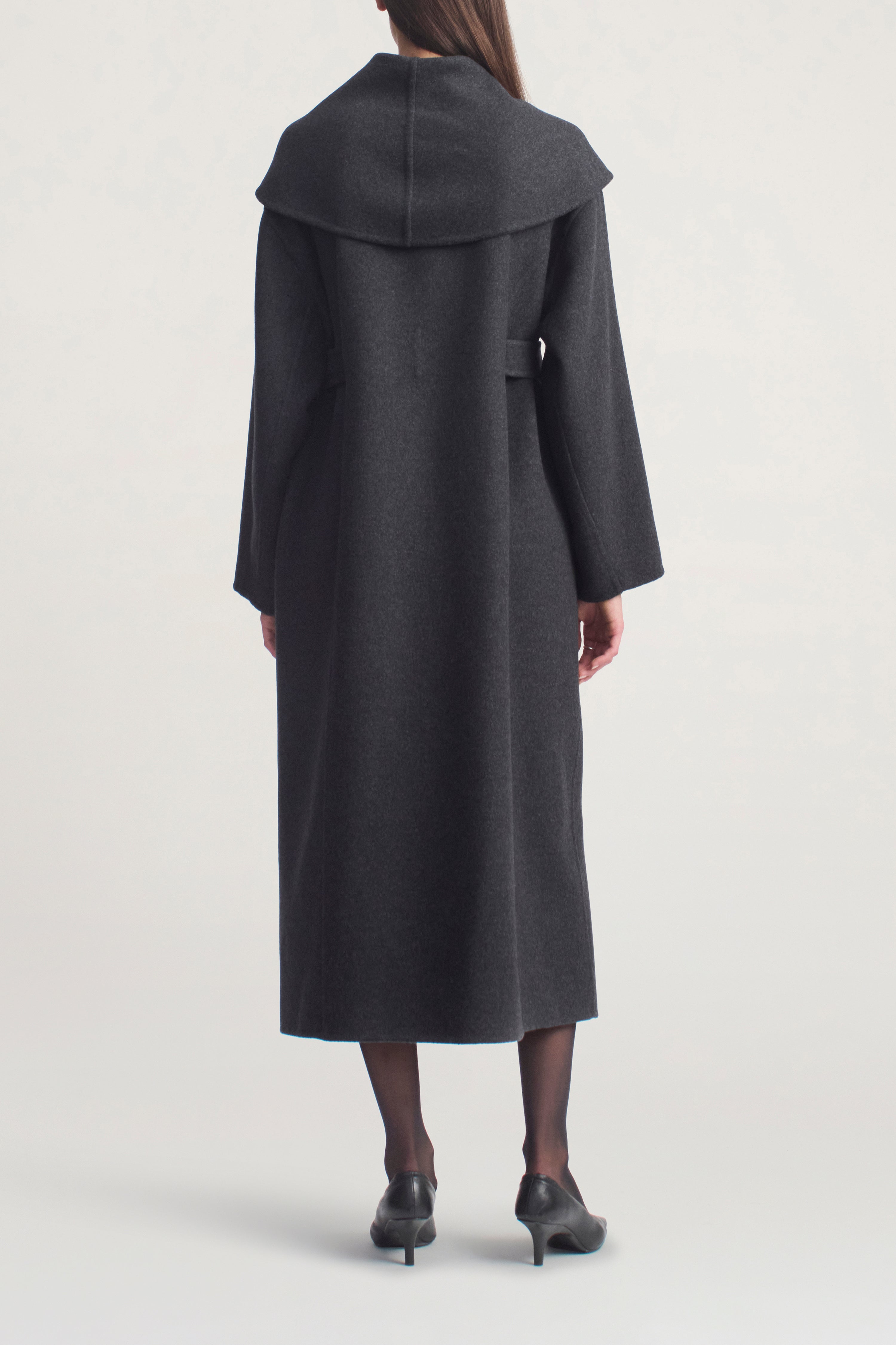 Dorothy Robe Coat in Virgin Wool