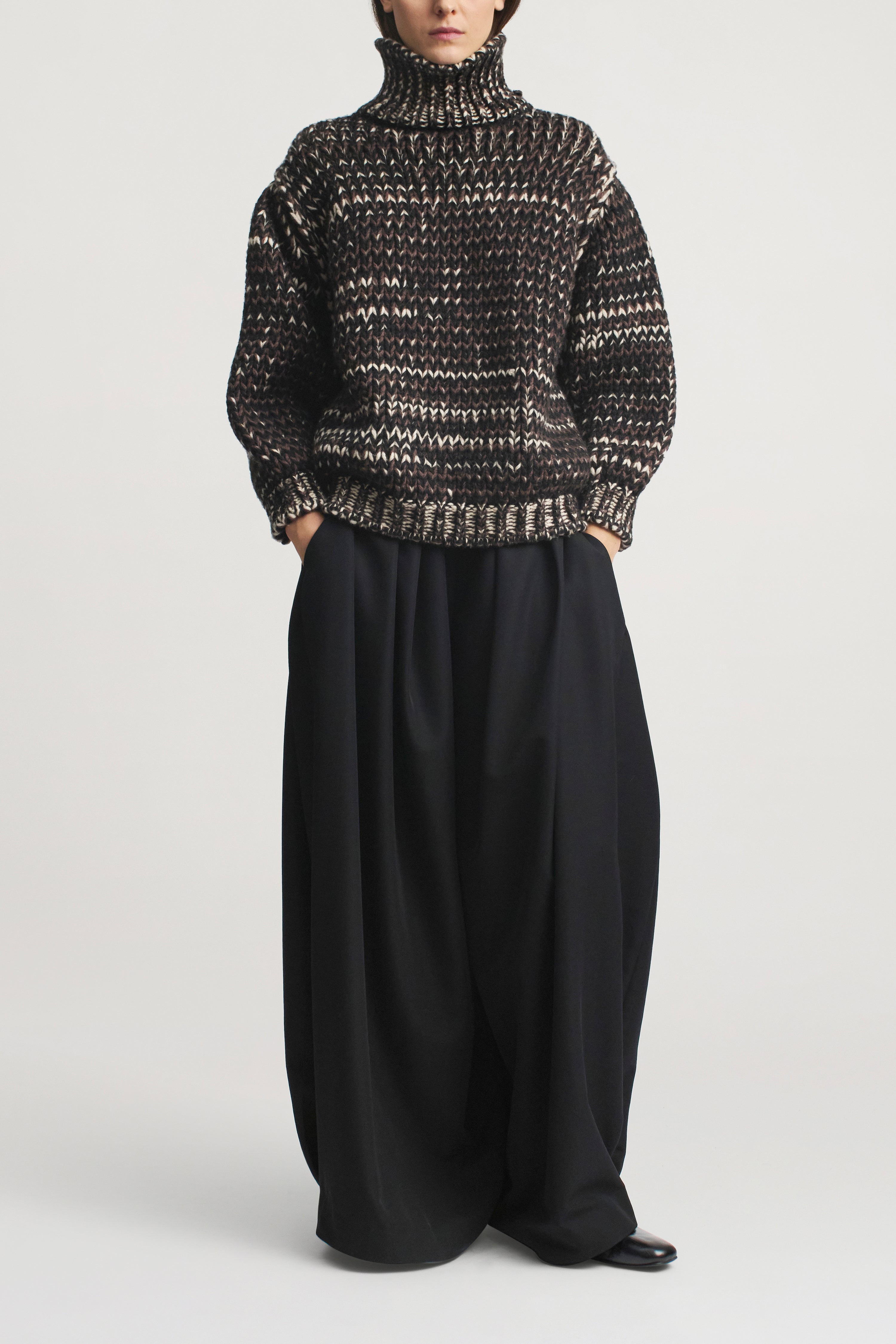 Bruno Funnel Neck in Heavy-Spun Wool