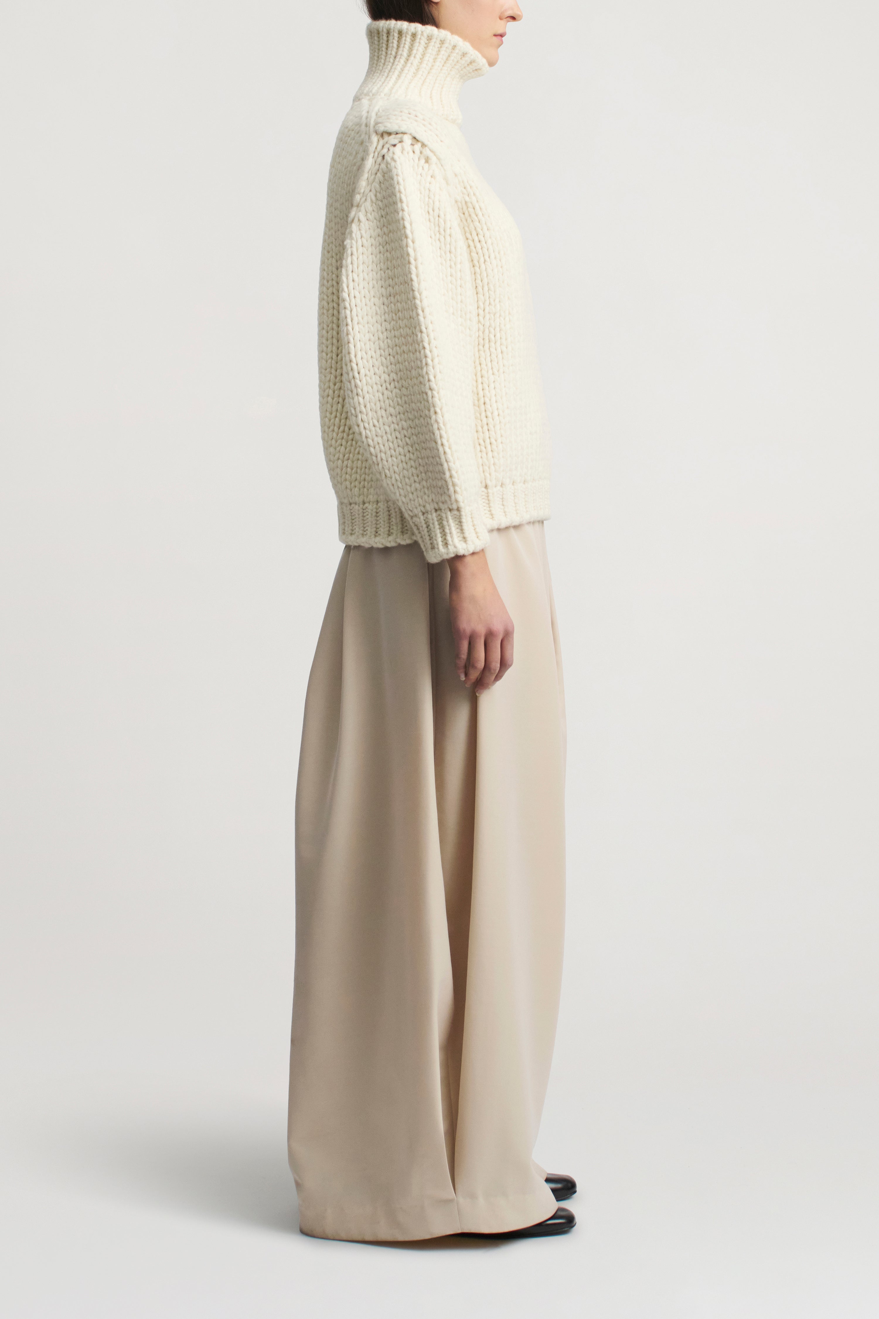 Bruno Funnel Neck in Heavy-Spun Wool