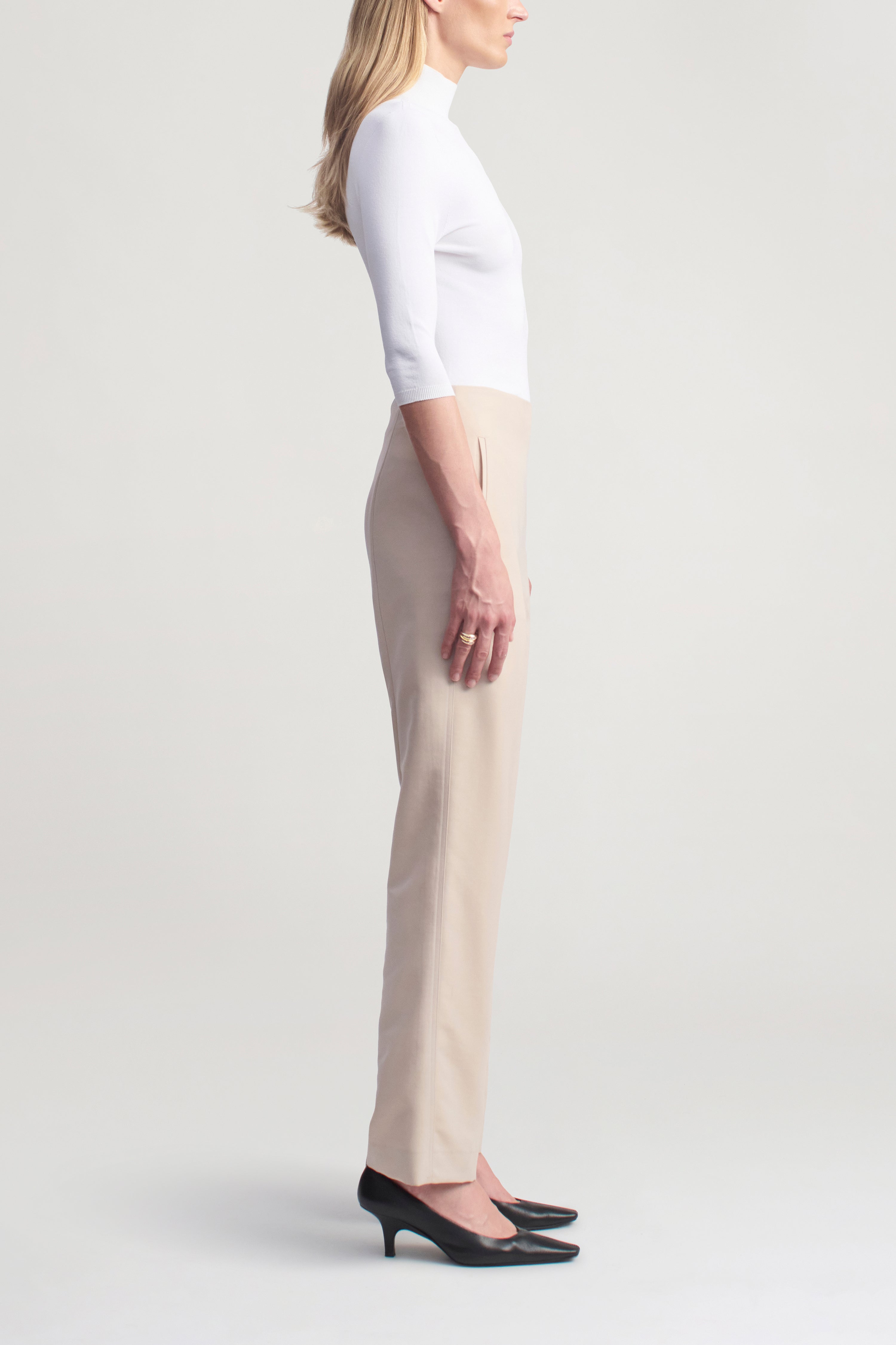 Finn Short Sleeve Turtleneck in Matte Viscose