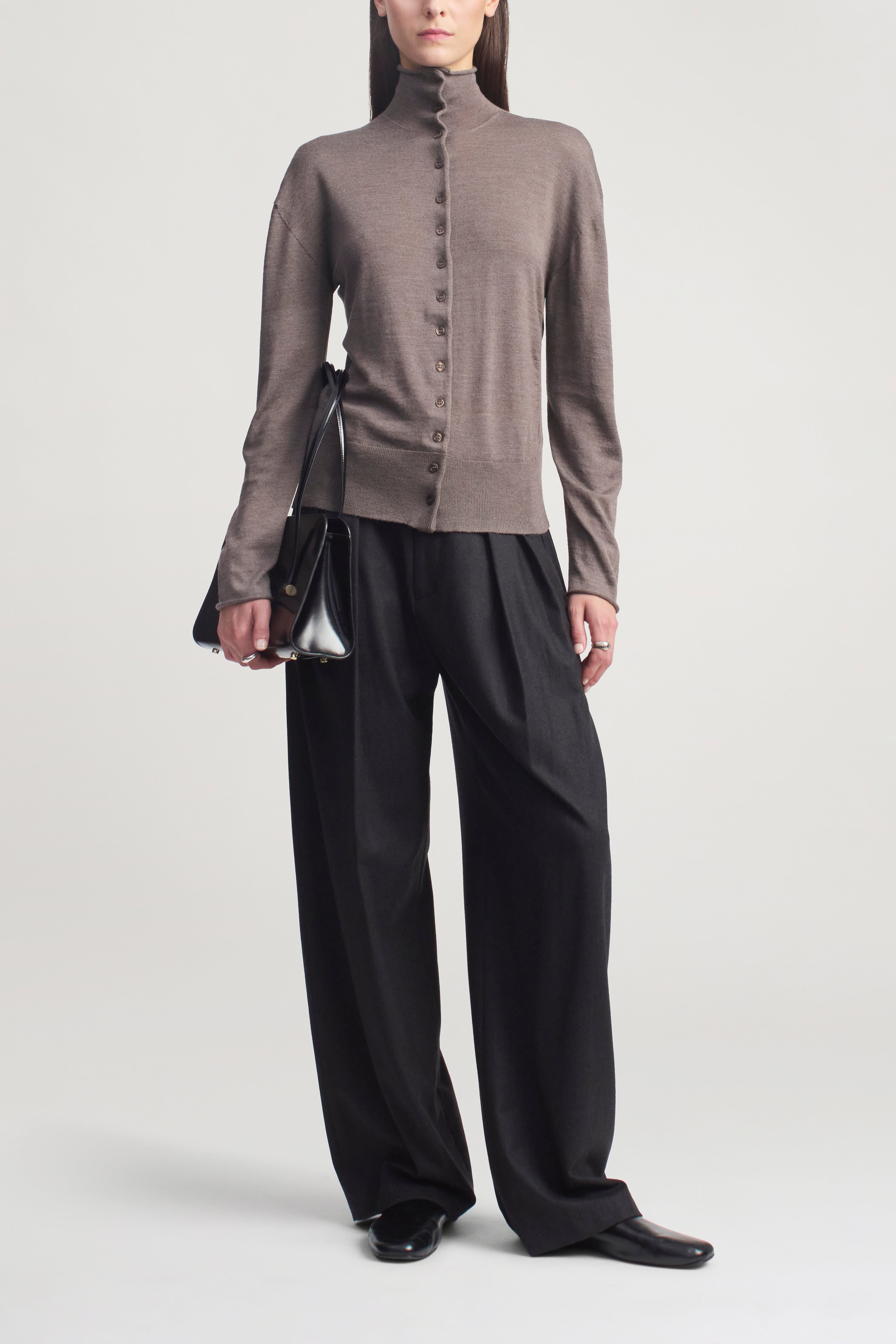 Leona Cardigan in Silk Wool