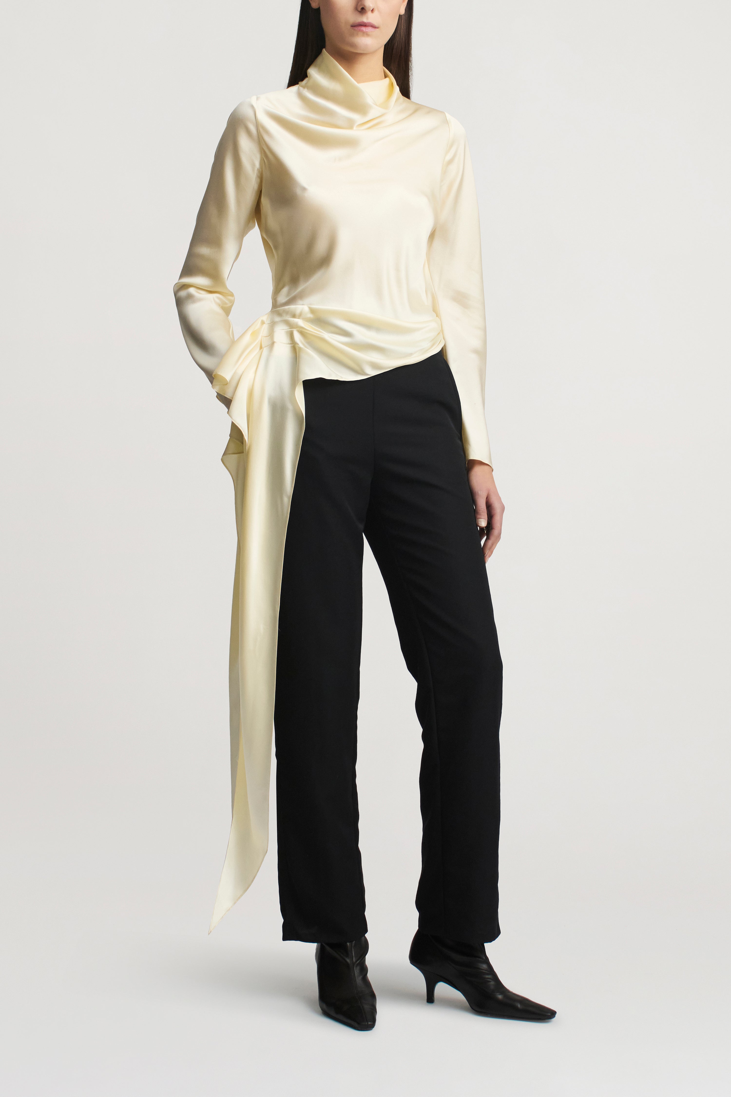 Nadja Trouser in Wool Gazar