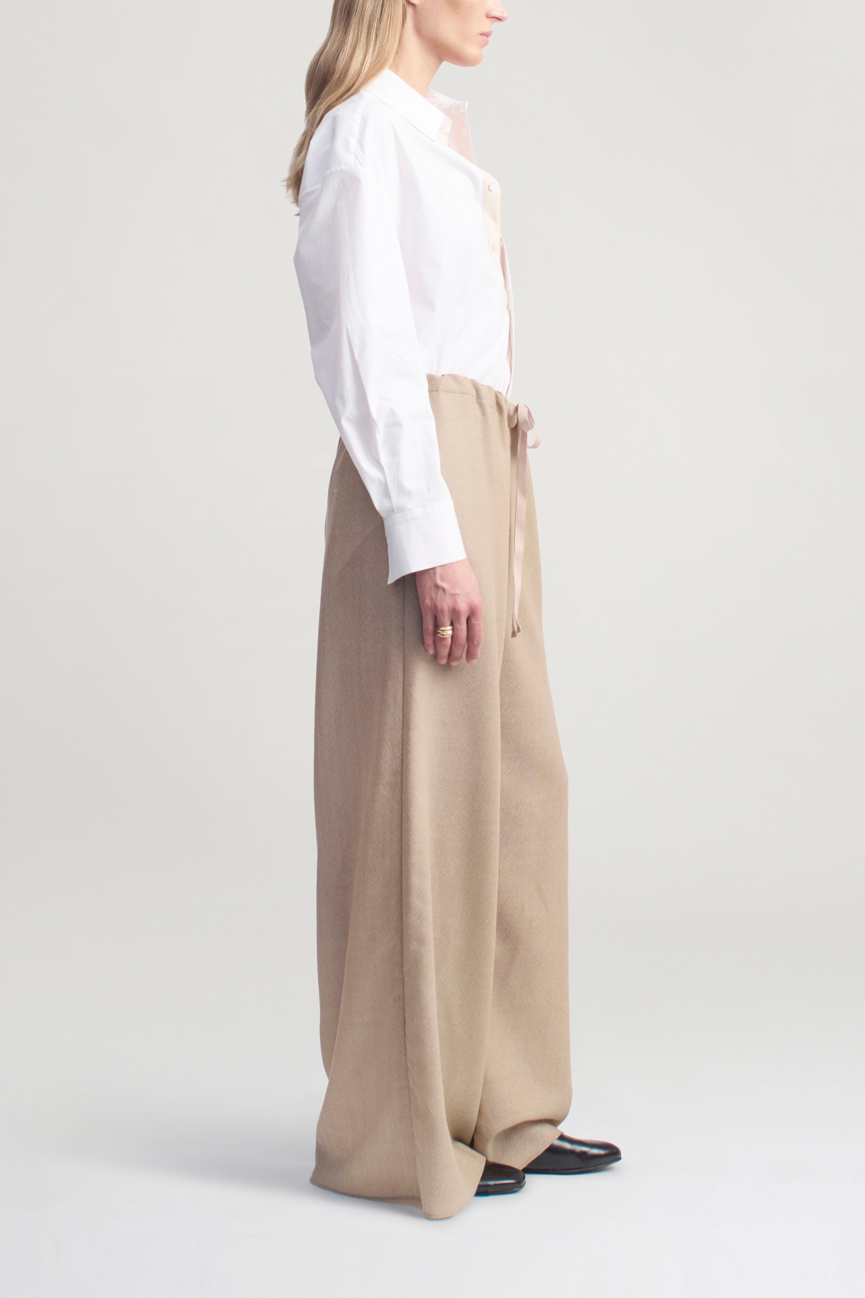 Cairo Pant in Featherweight Wool