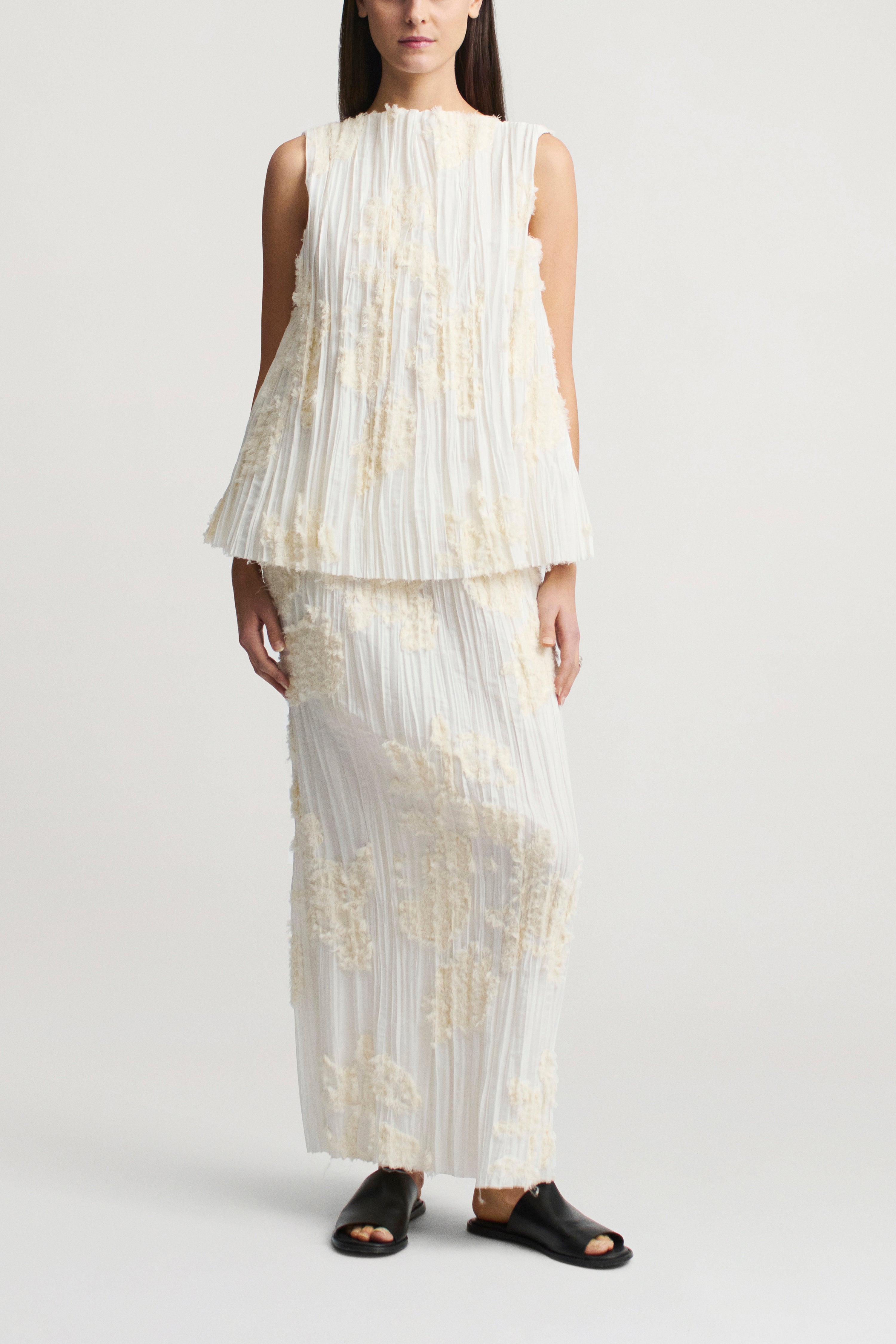 Esse Midi Skirt in Eyelash Plissé