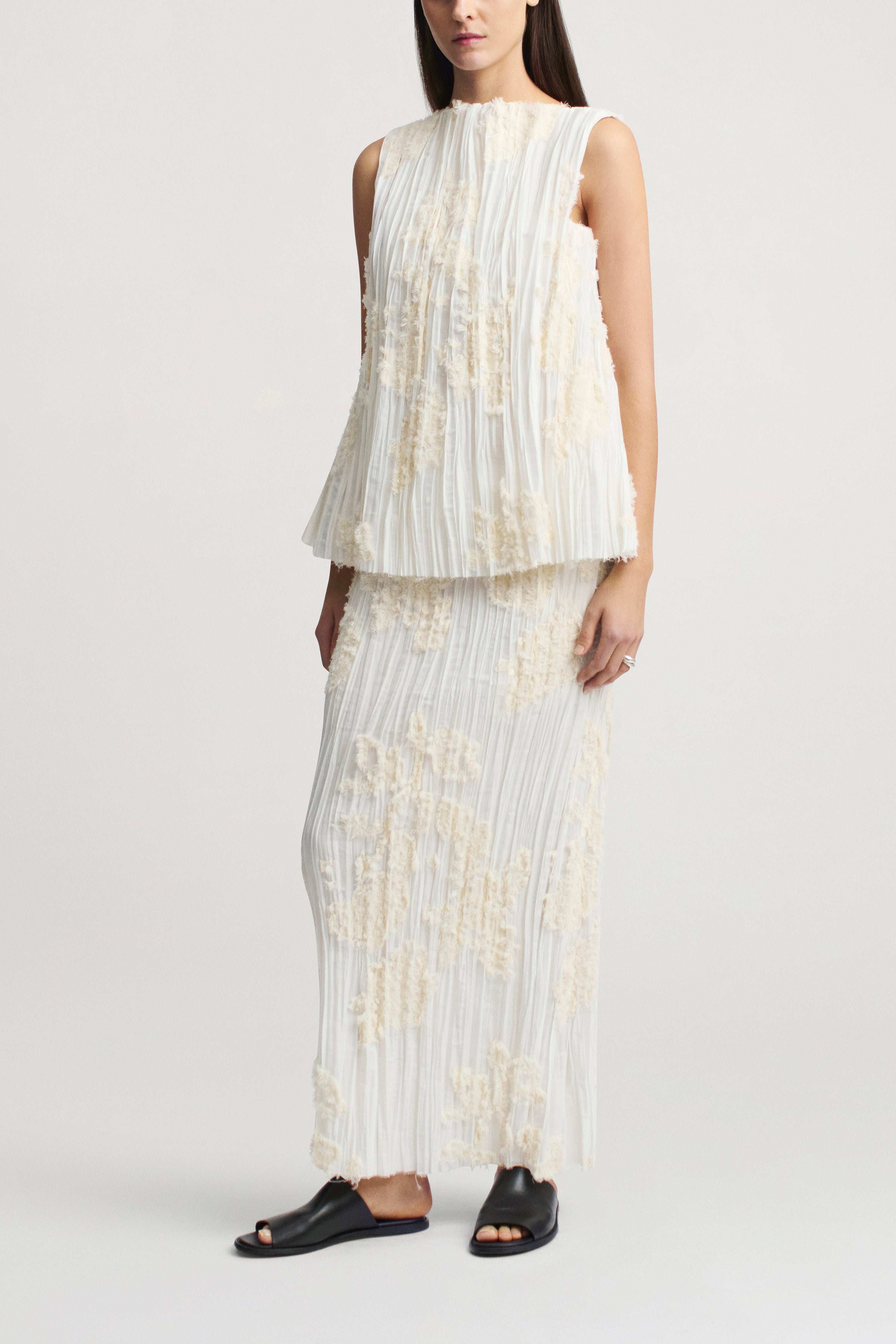Esse Midi Skirt in Eyelash Plissé