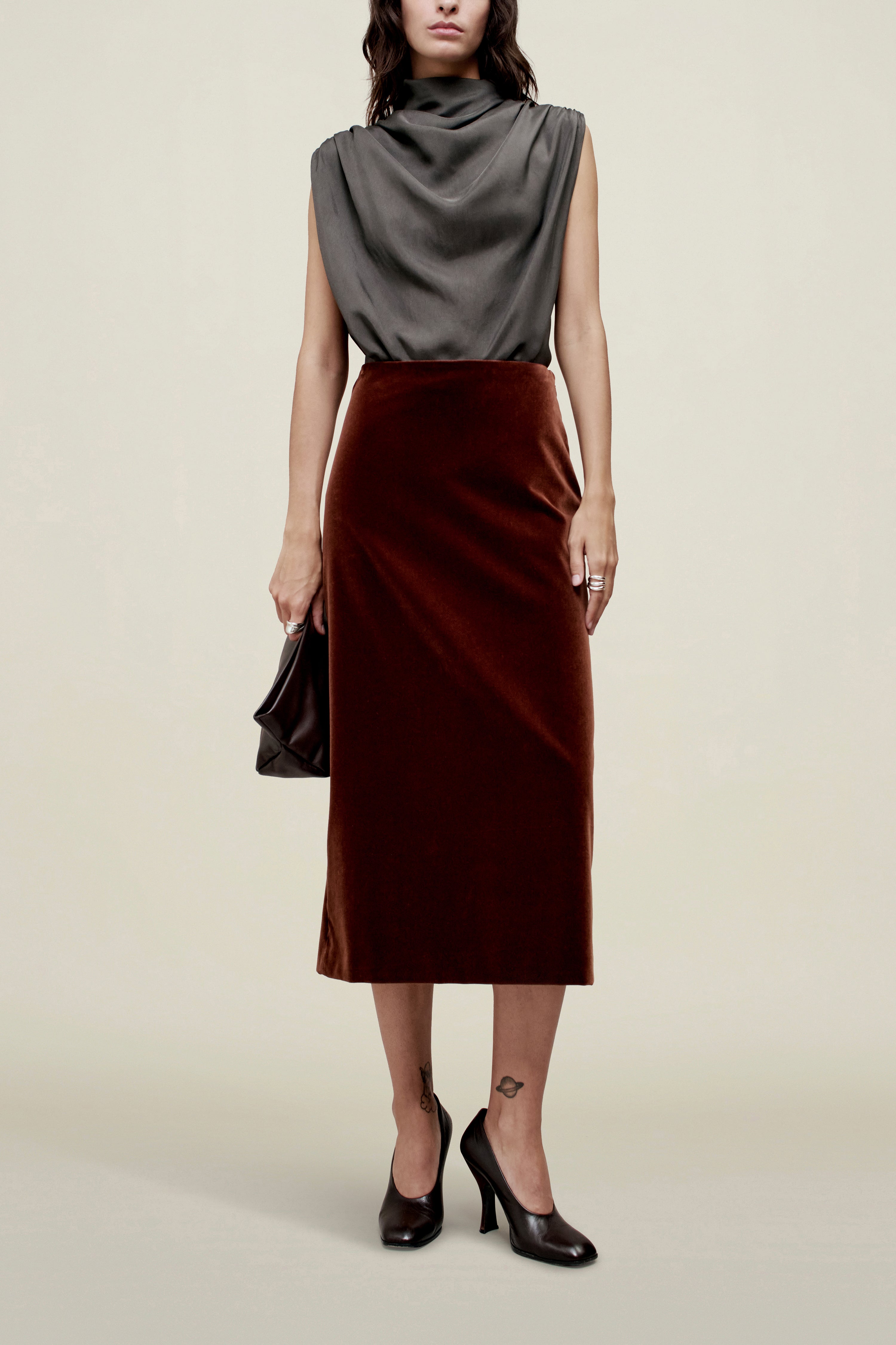 Emilee Pencil Skirt in Velvet