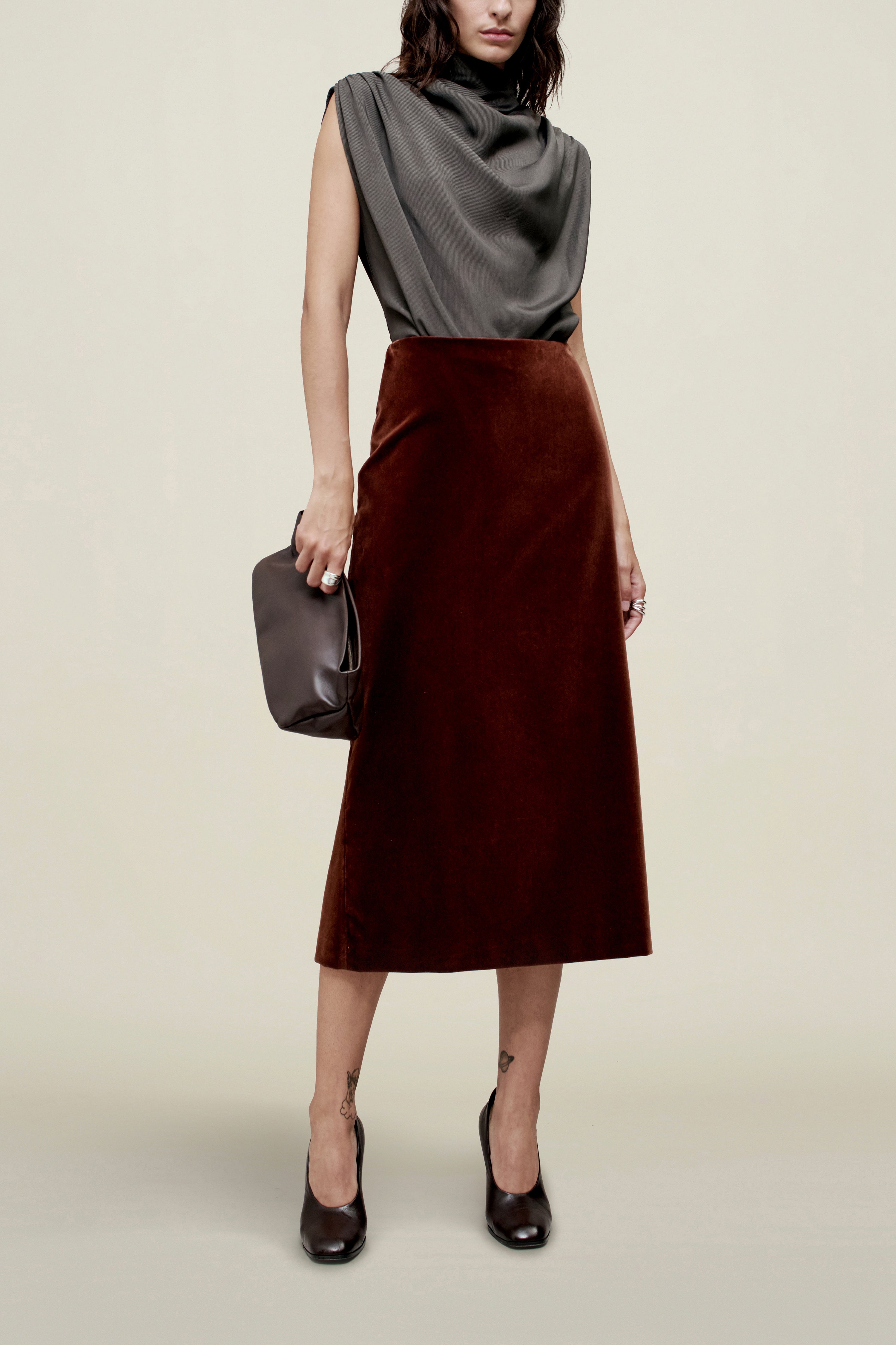 Emilee Pencil Skirt in Velvet