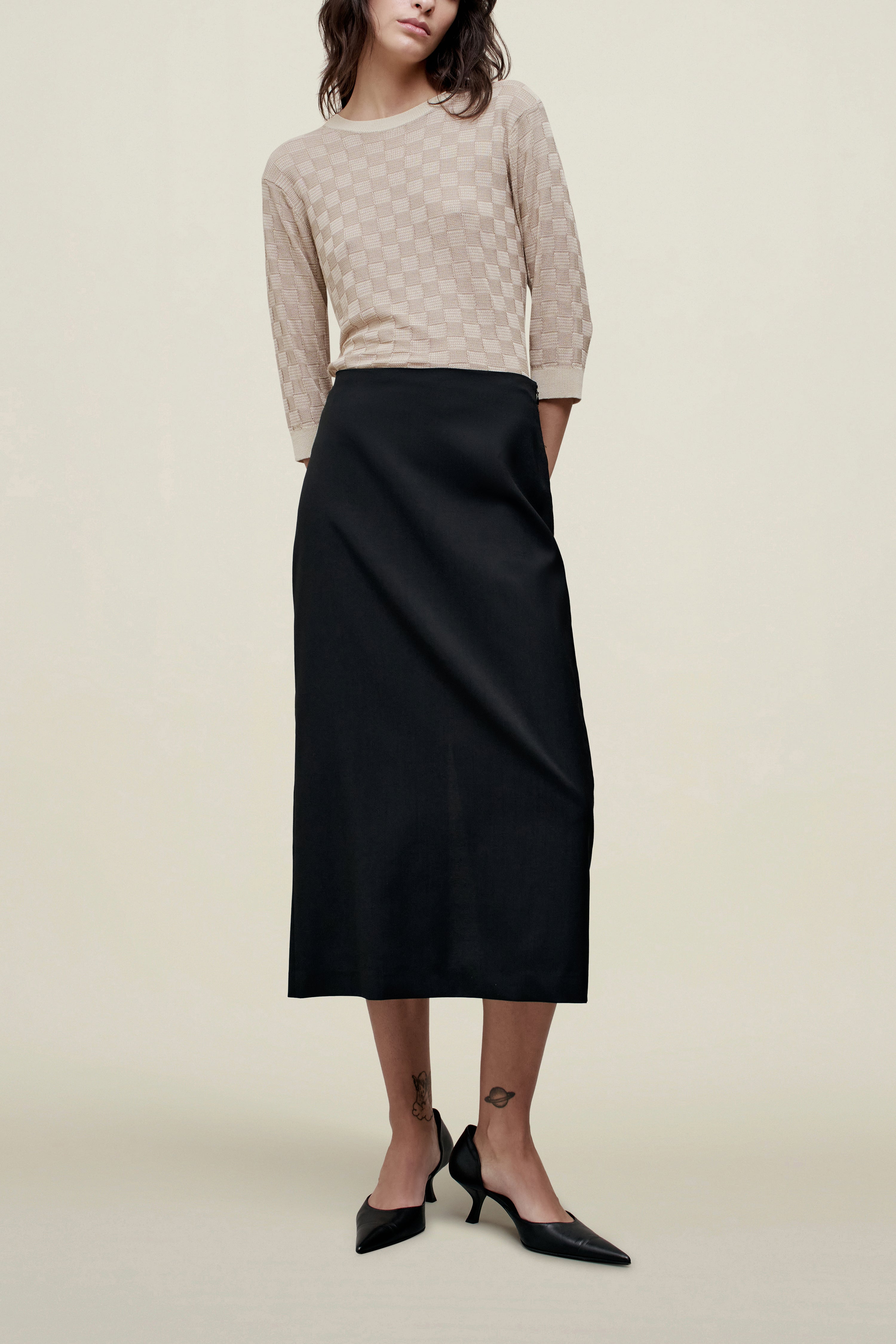 Emilee Pencil Skirt in Tropical Wool
