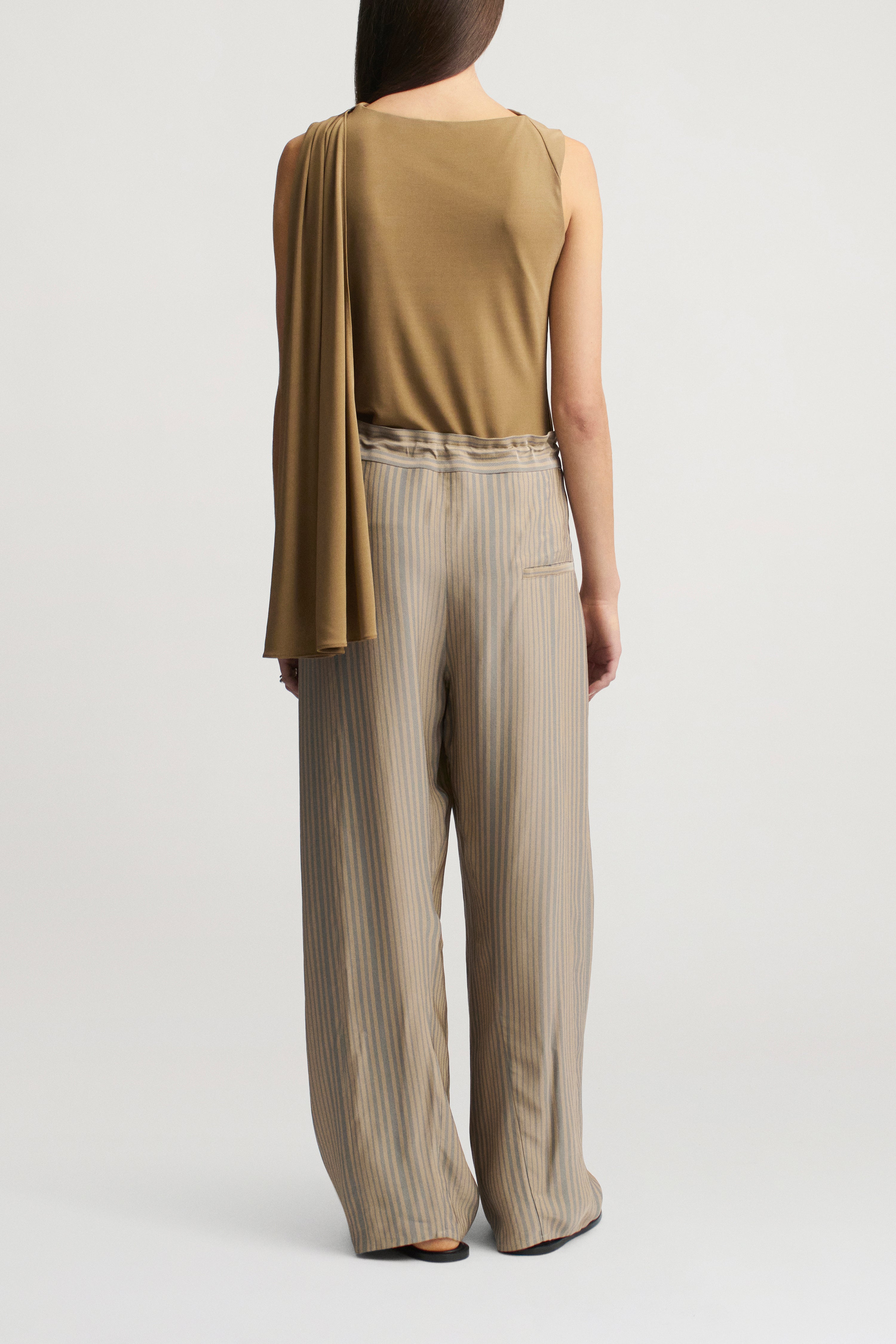 Clemence Pant in Fluid Viscose