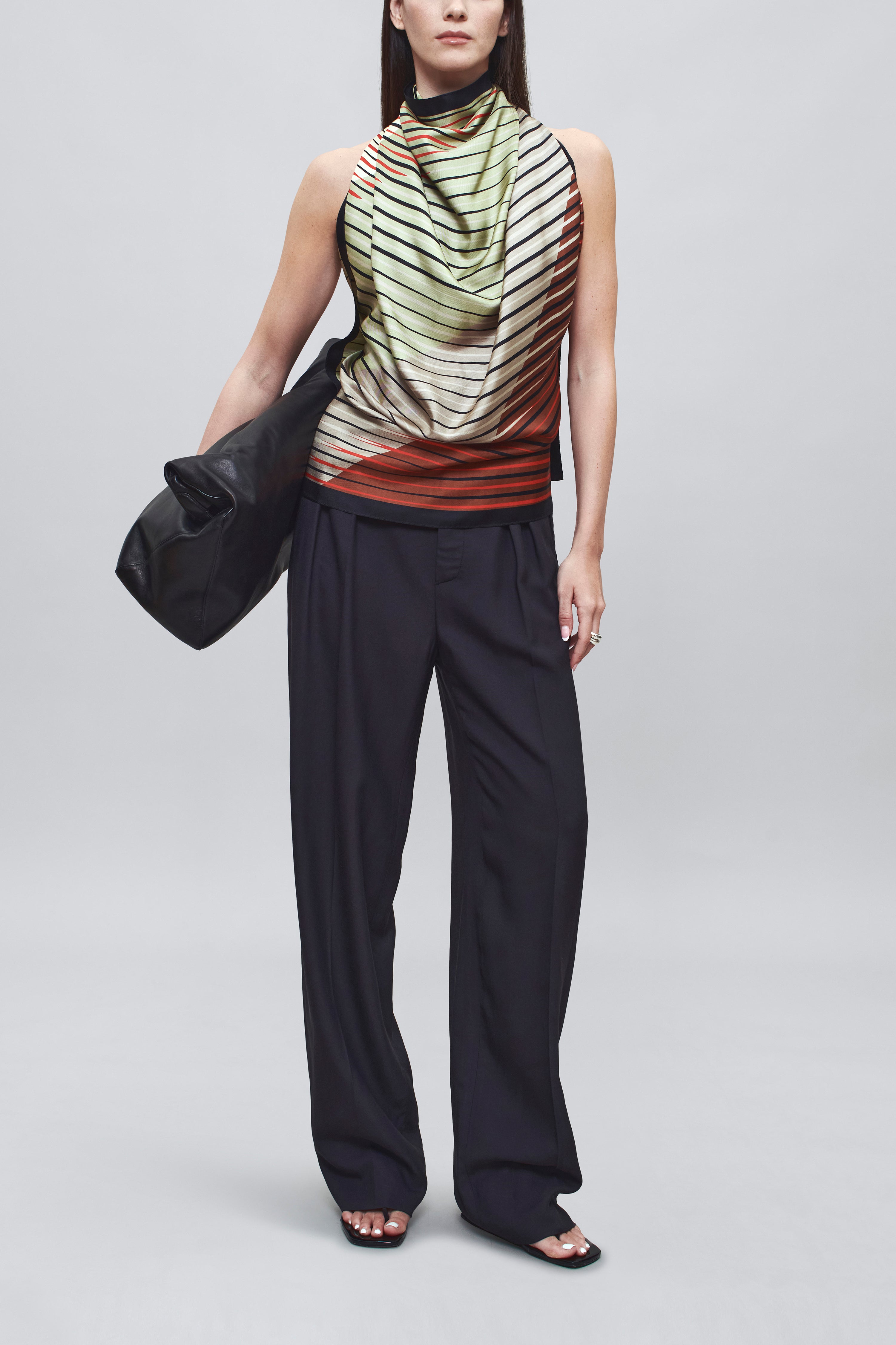 Aiden Pleated Trouser in Stretch Viscose