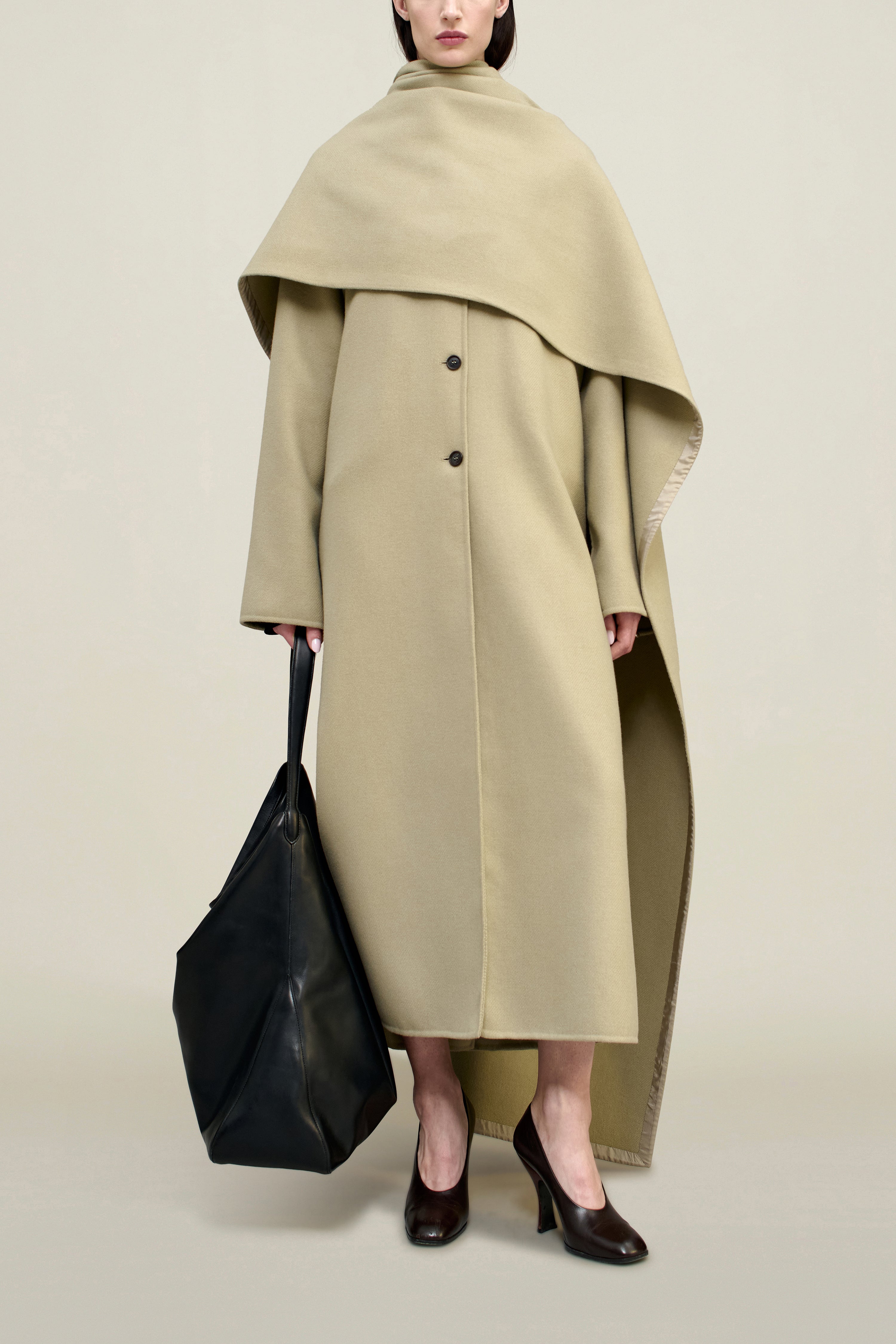Constance Coat in Virgin Wool