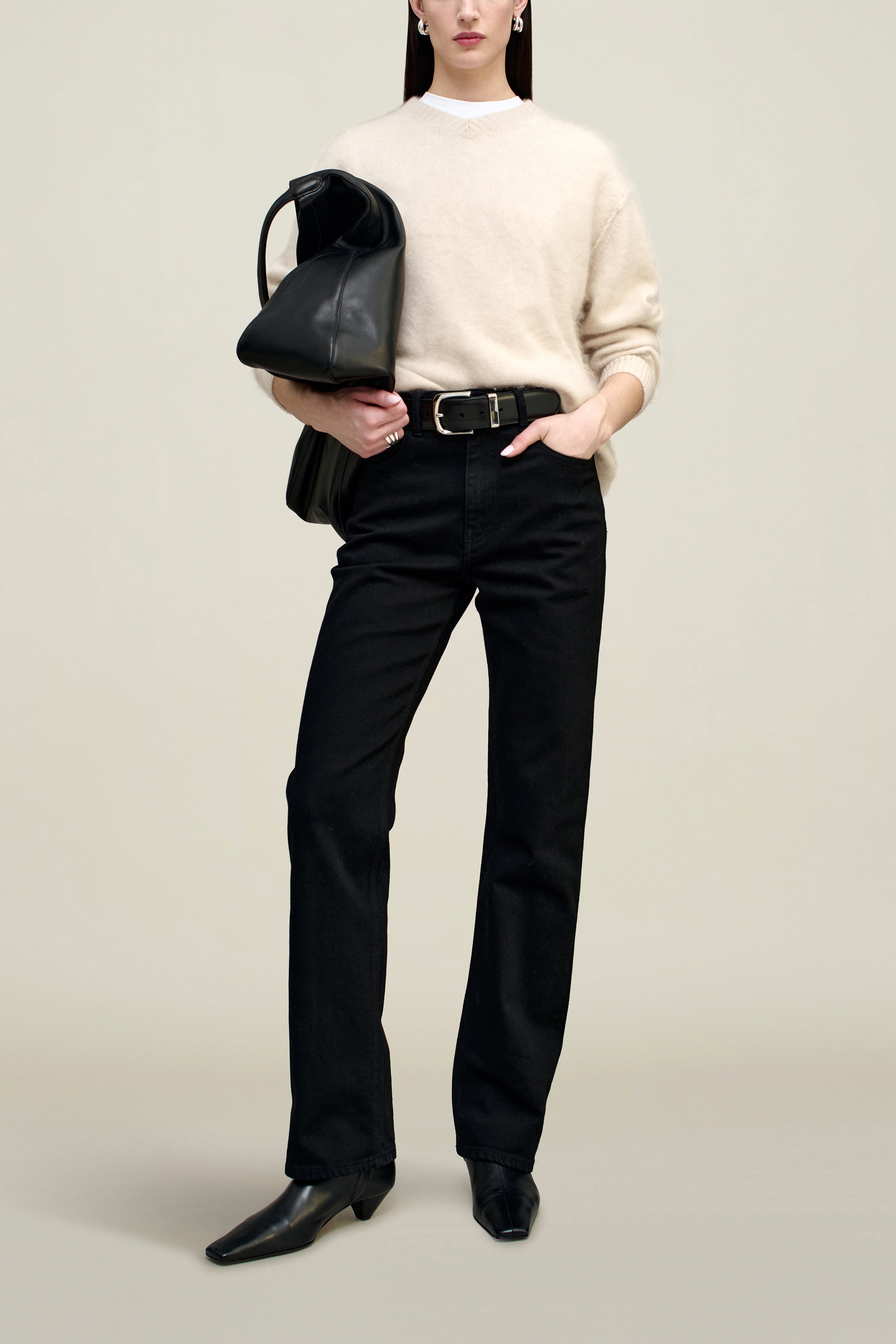 Lena V-Neck in Brushed Cashmere