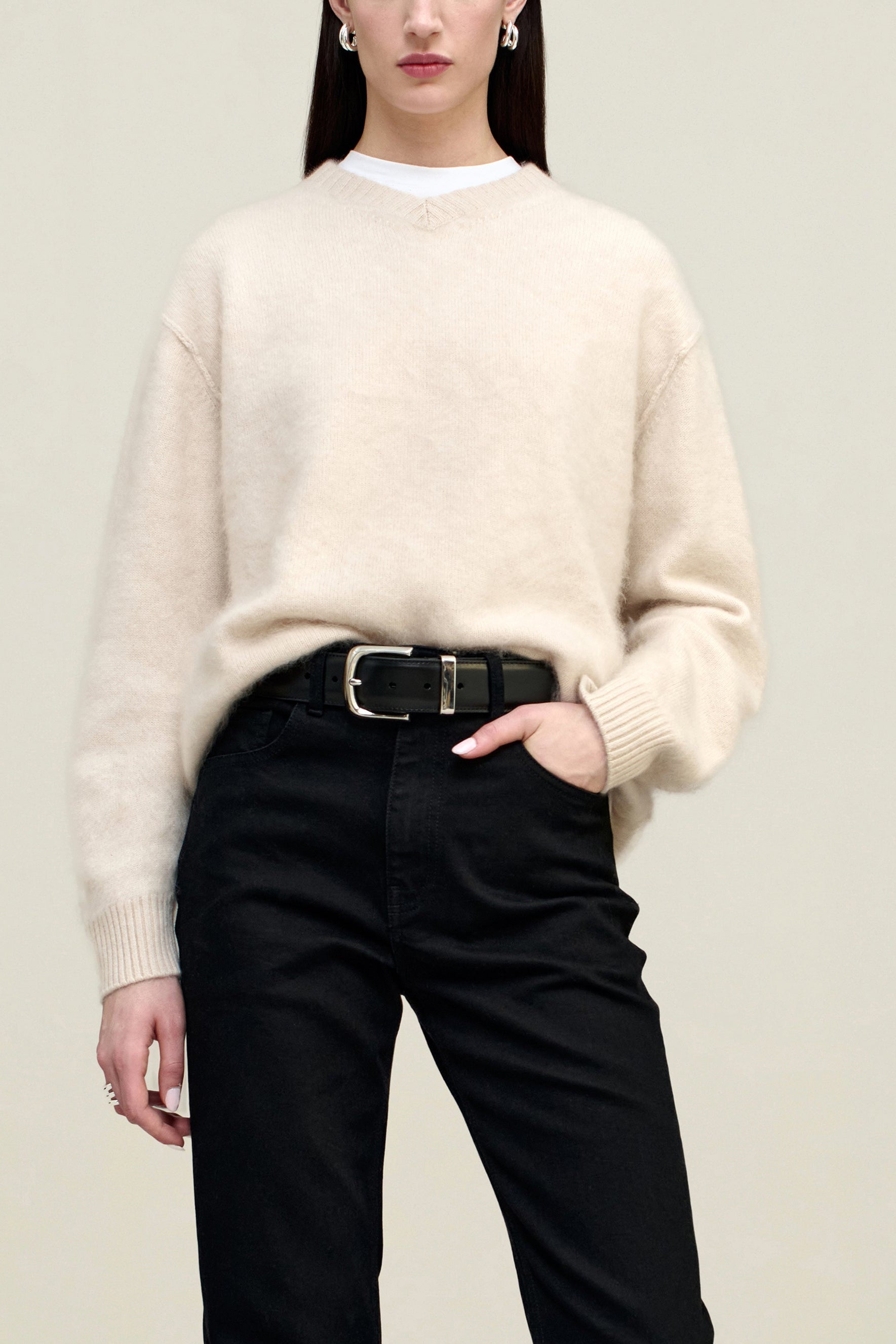 Lena V-Neck in Brushed Cashmere