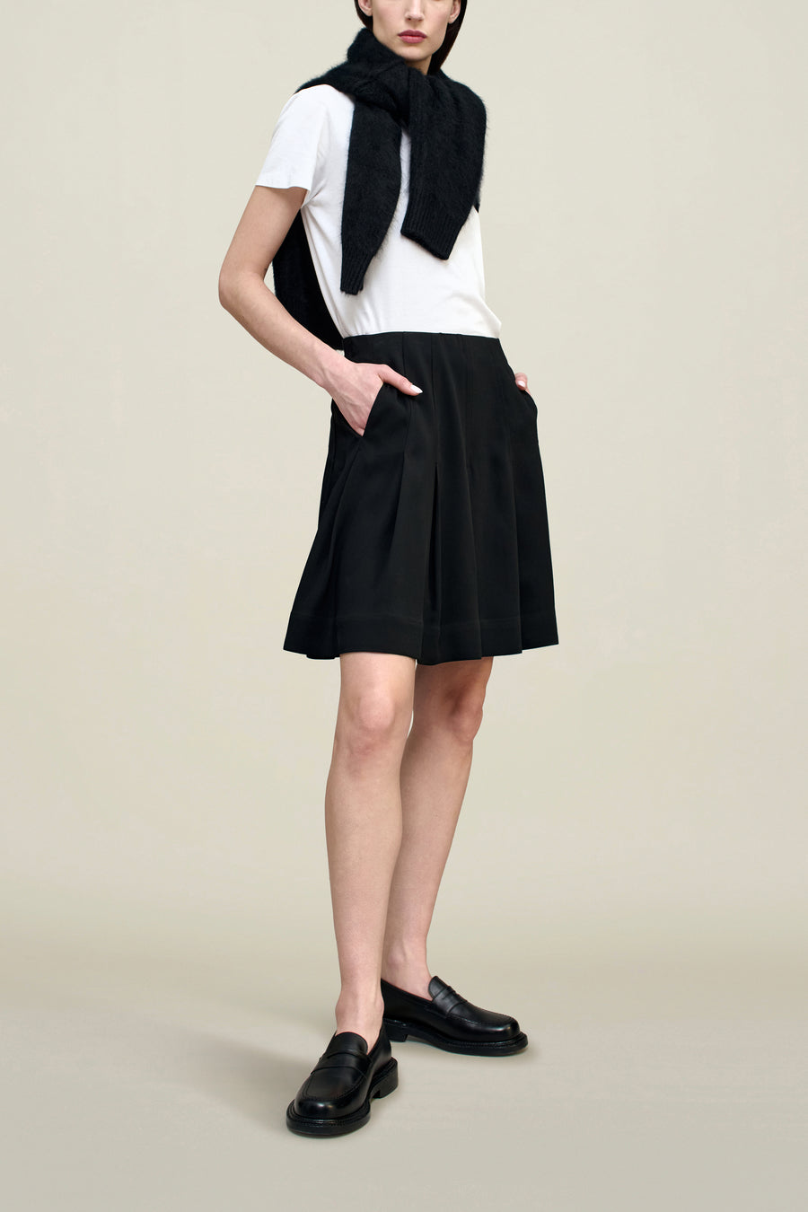 Sutton Pleated Skirt in Viscose Cady