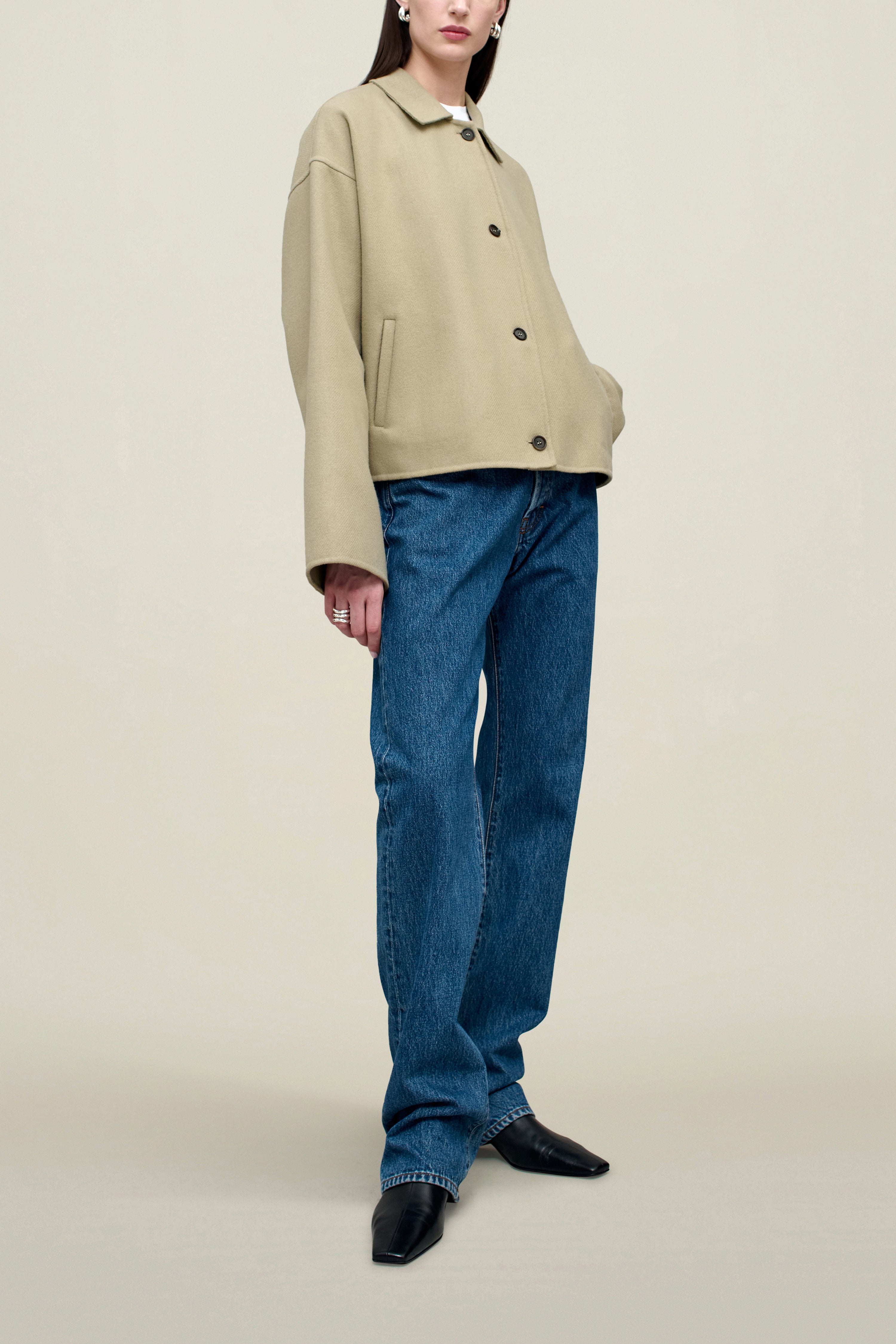 Abby Cropped Jacket in Virgin Wool