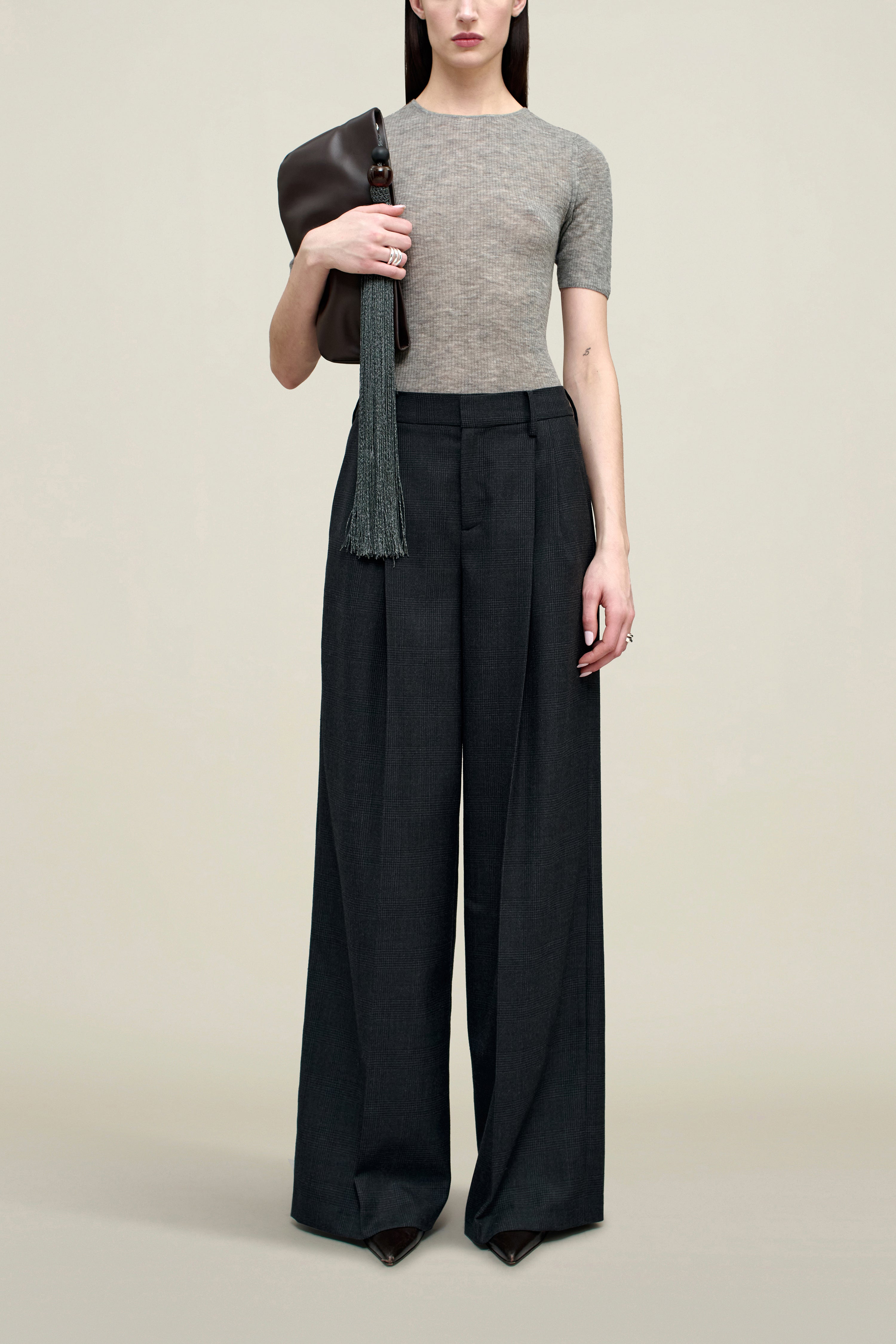Roxana Low-Rise Trouser in Light Wool Suiting