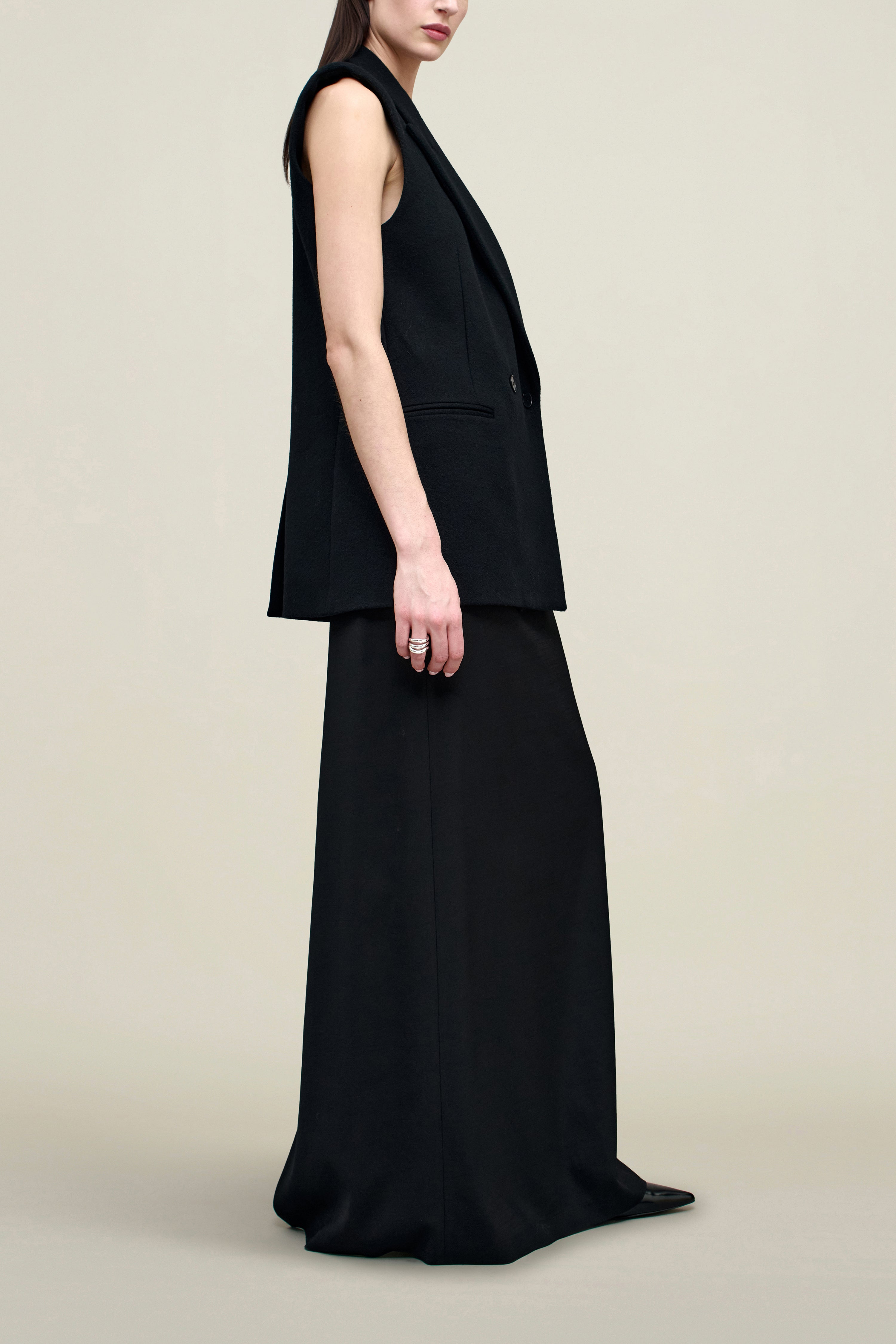 Deon Sleeveless Blazer in Wool Coating