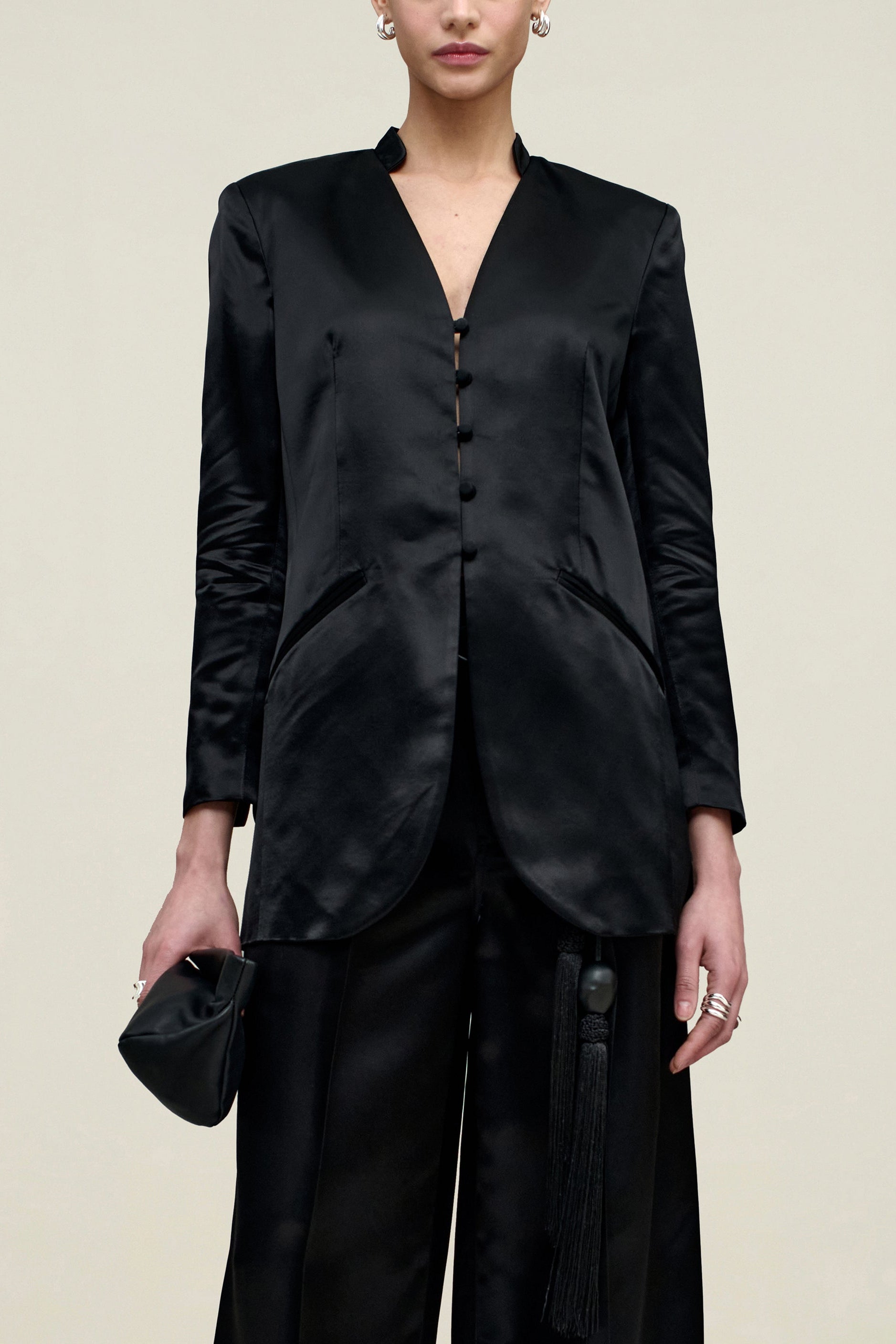 Ona Blazer in Liquid Twill