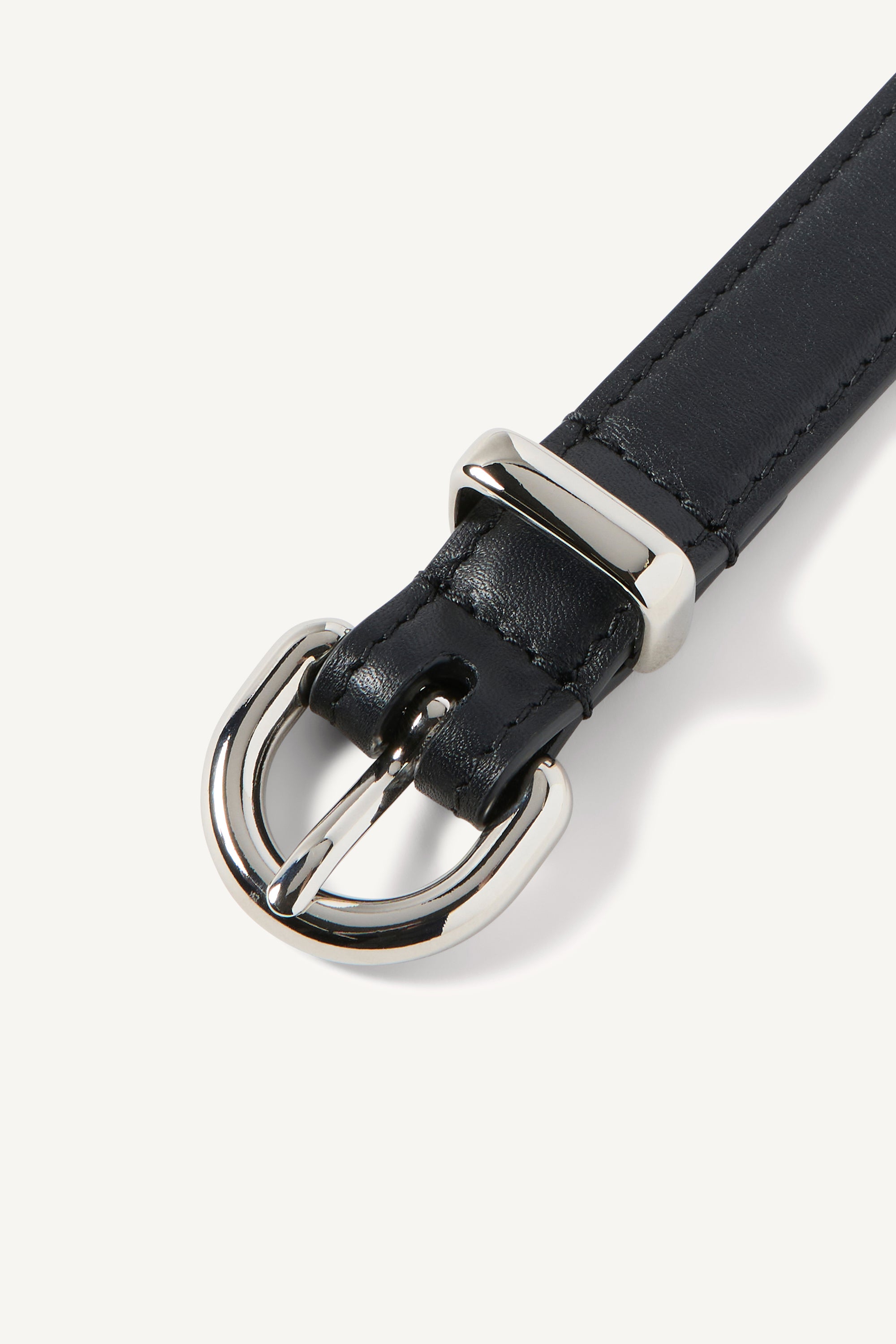 Bea Slim Belt in Leather