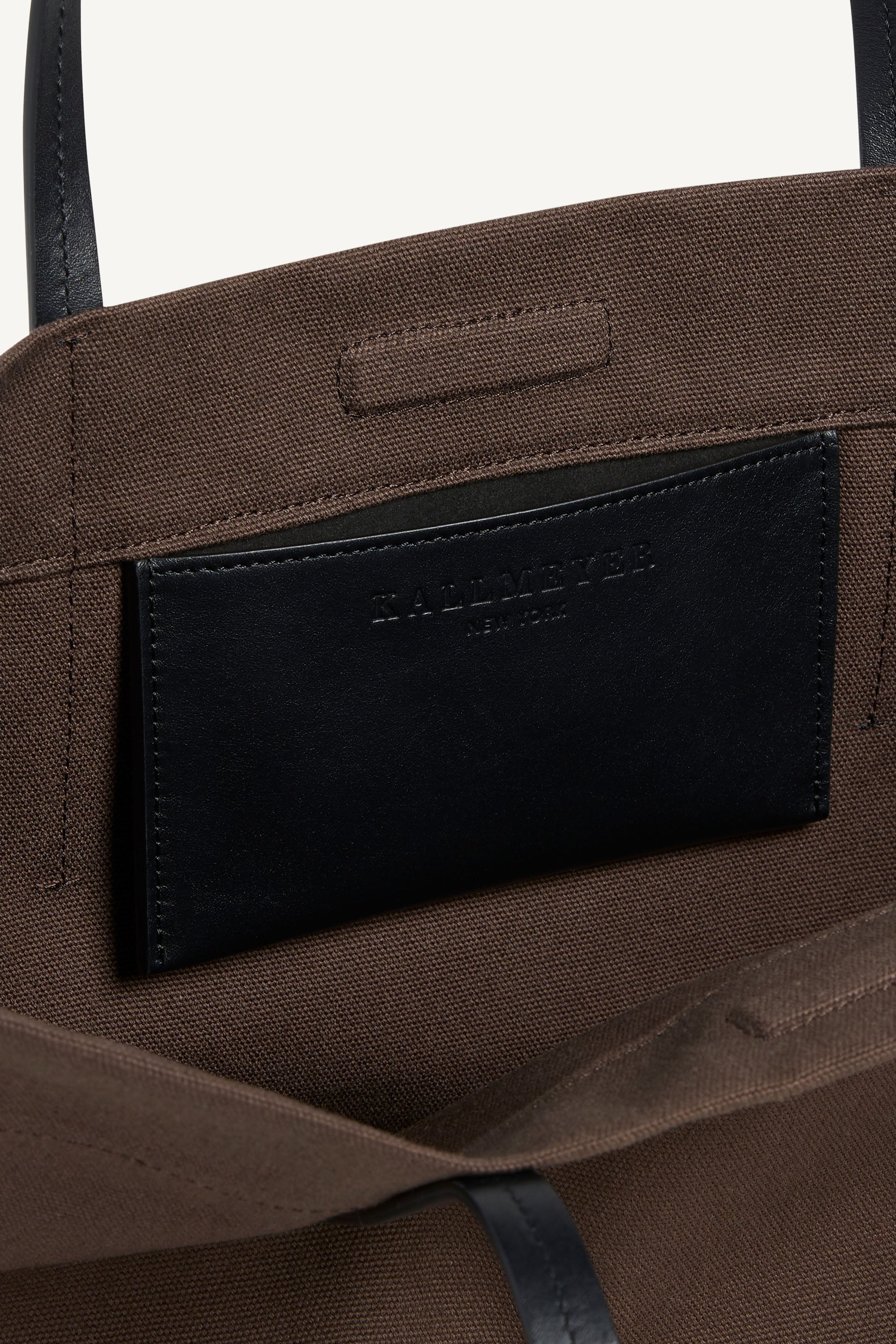 Driving Bag in Canvas