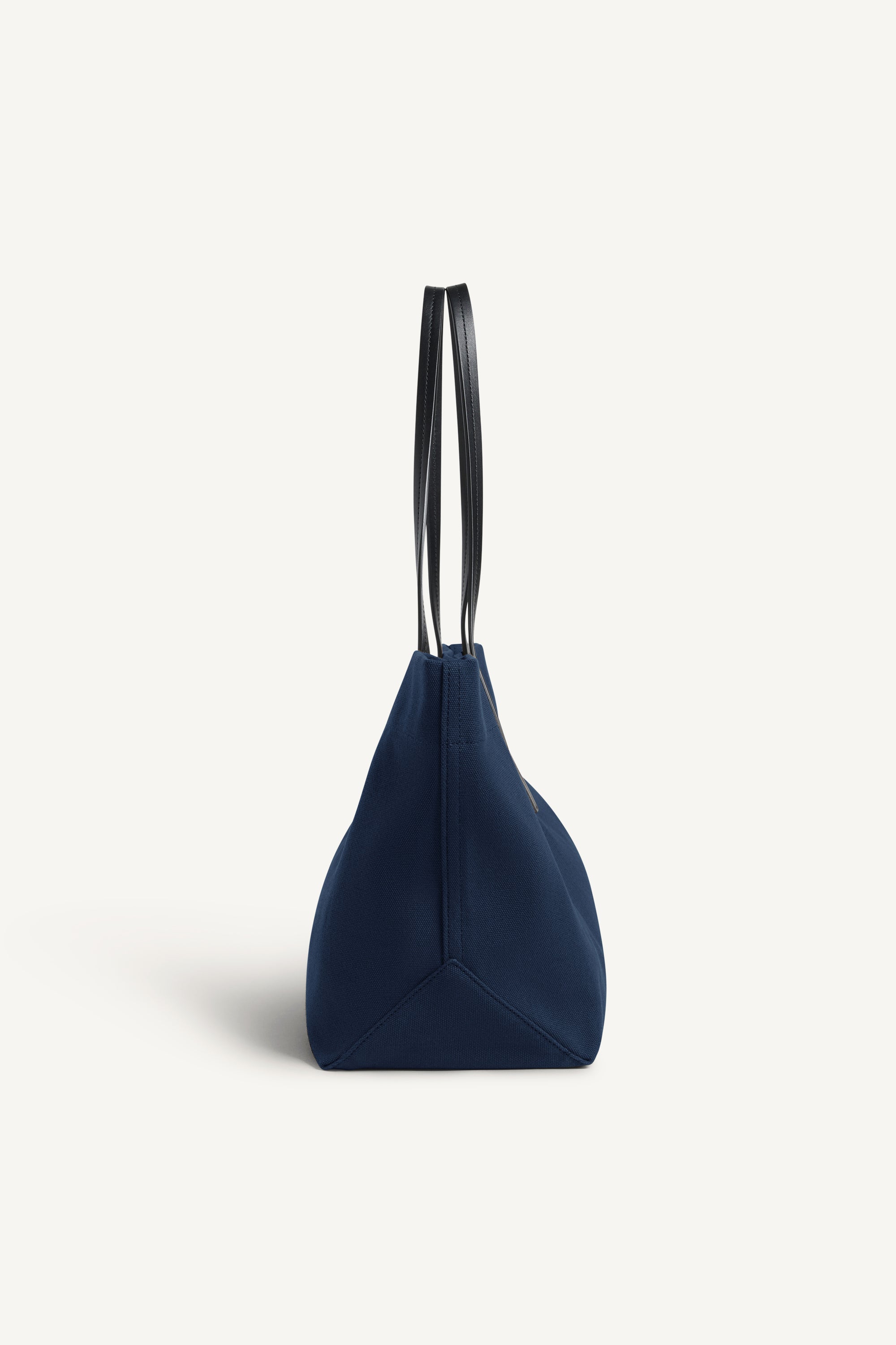 Driving Bag in Canvas