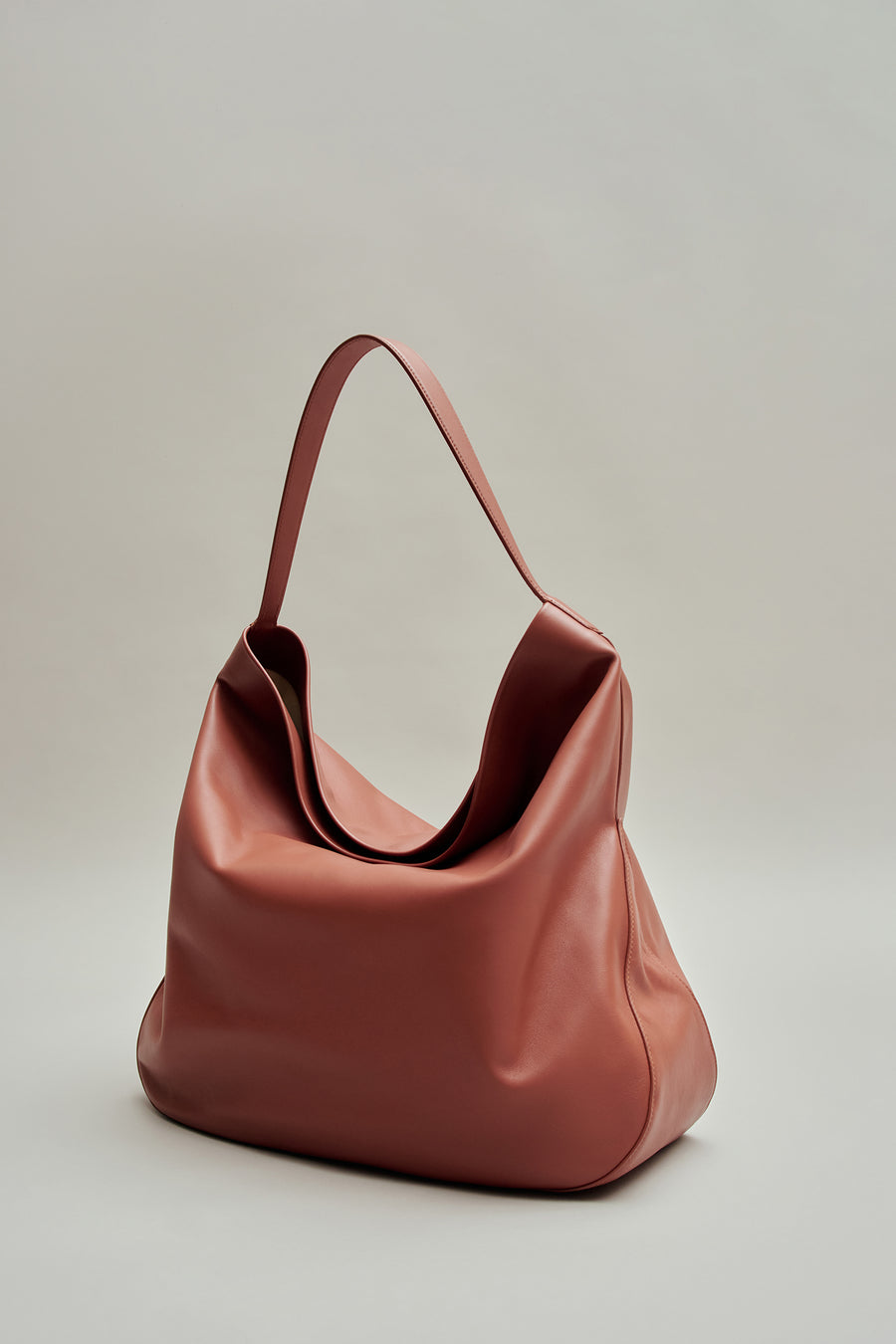Toulon Slouch Bag in Leather