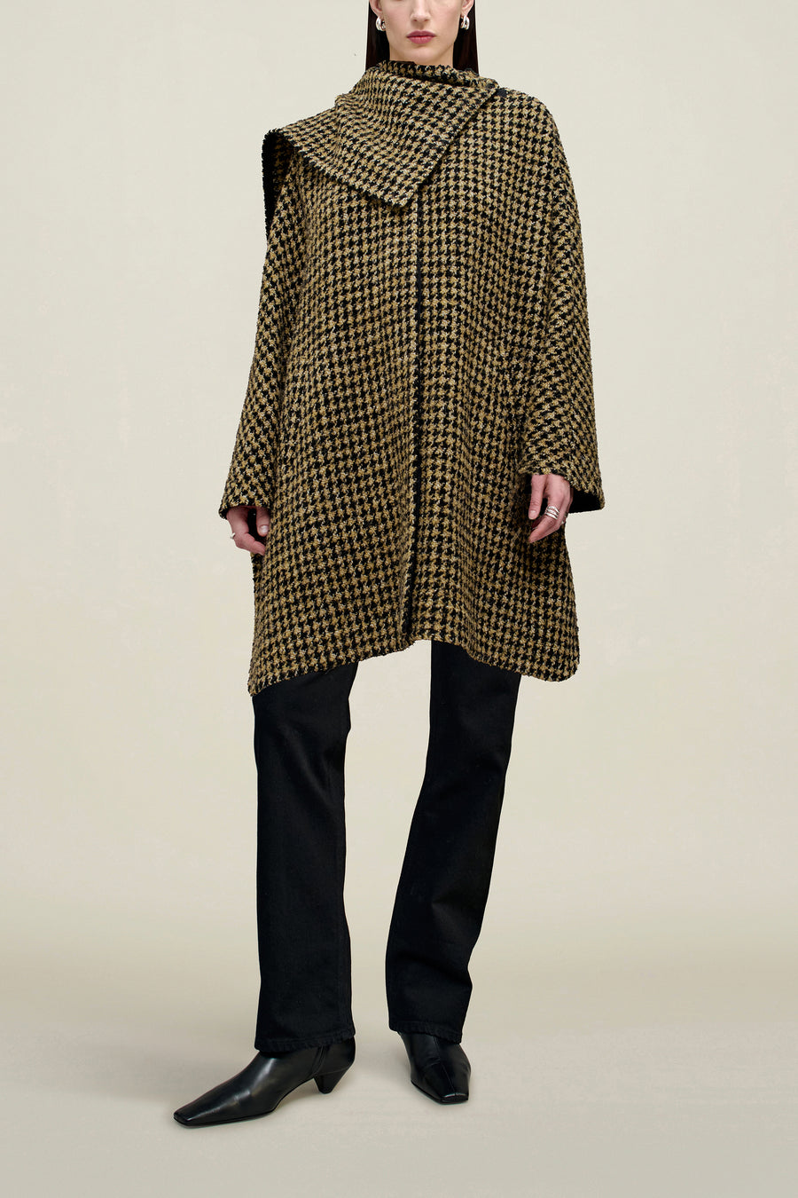 Navi Scarf Cape in Novelty Wool