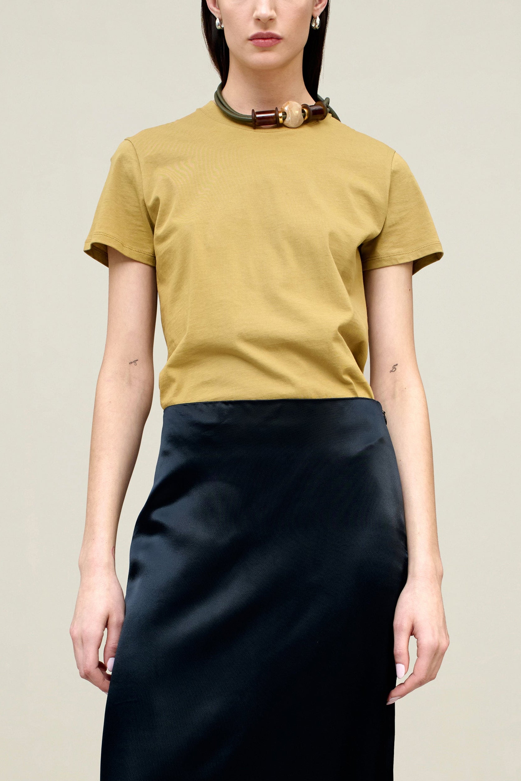 Kenzie T-Shirt in Olive Oil