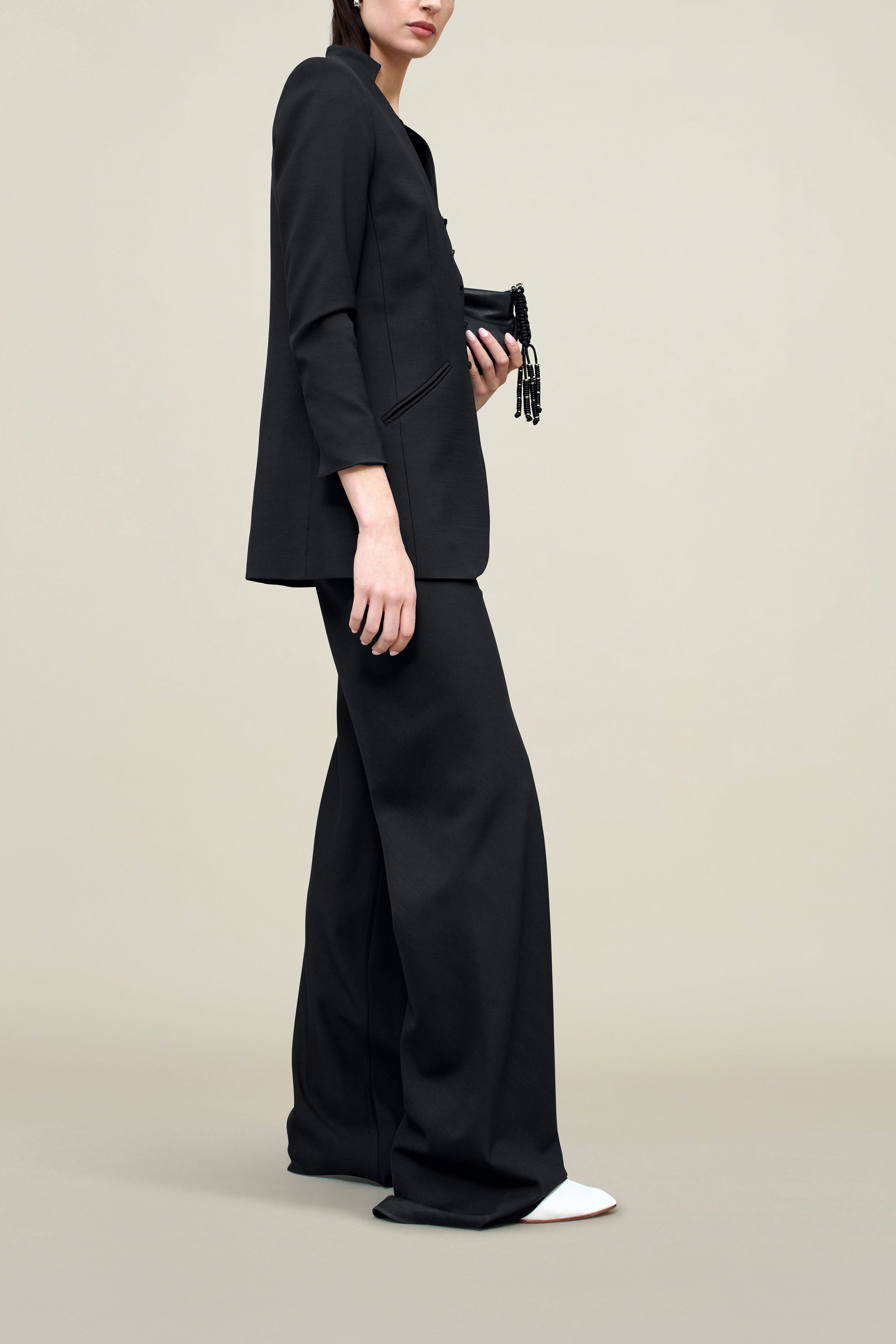 Ona Blazer in Viscose Wool