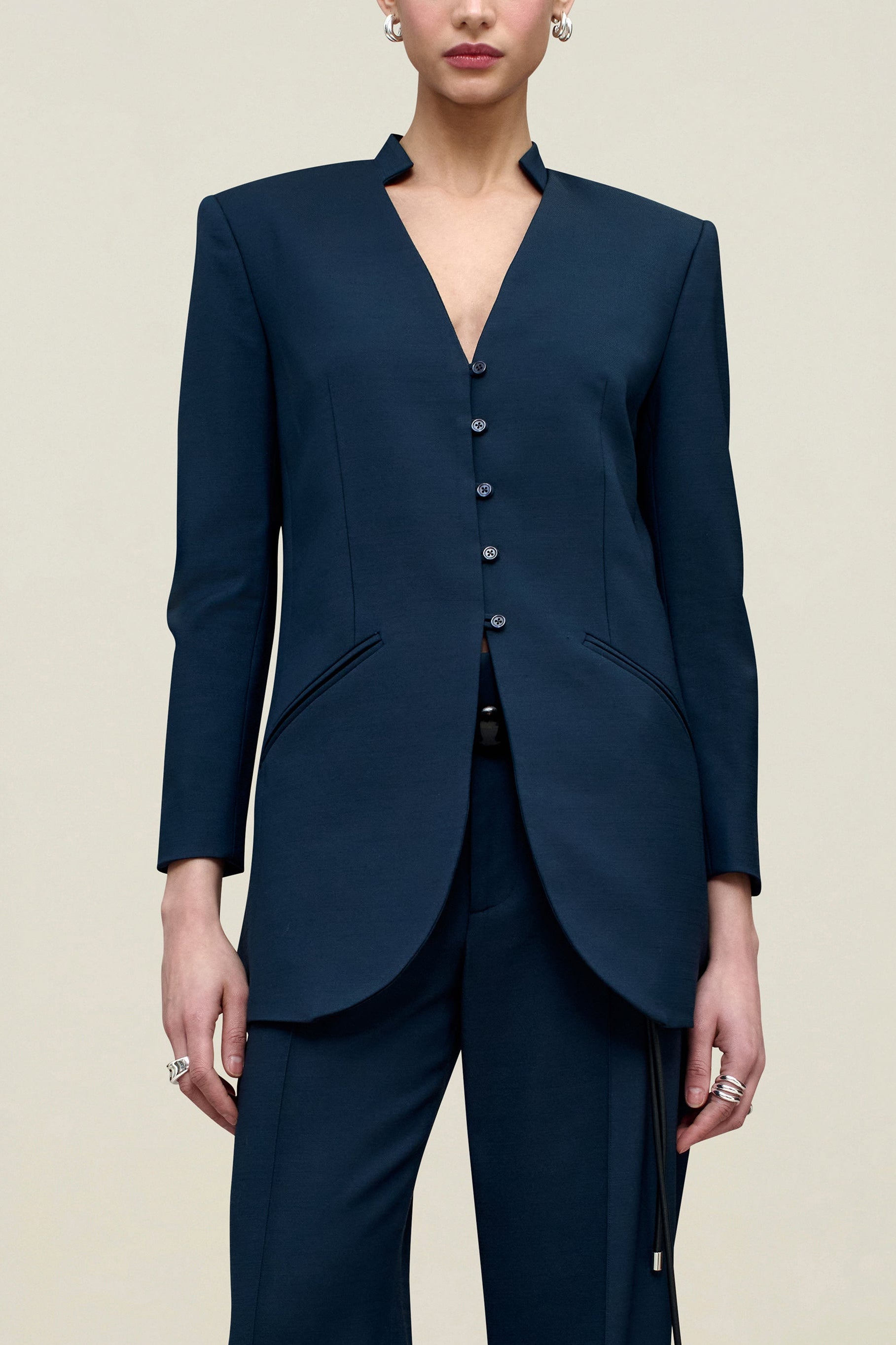 Ona Blazer in Viscose Wool