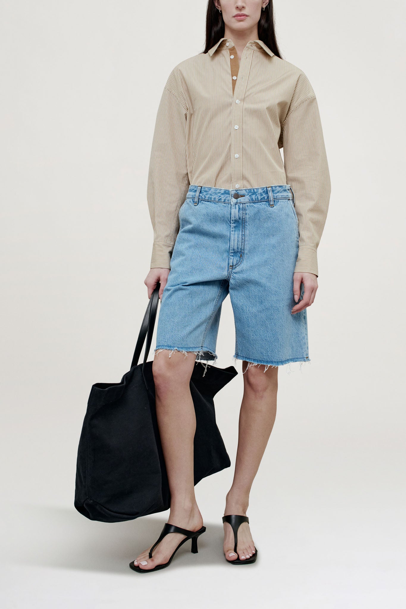 Ellis Skate Short in Cotton Denim
