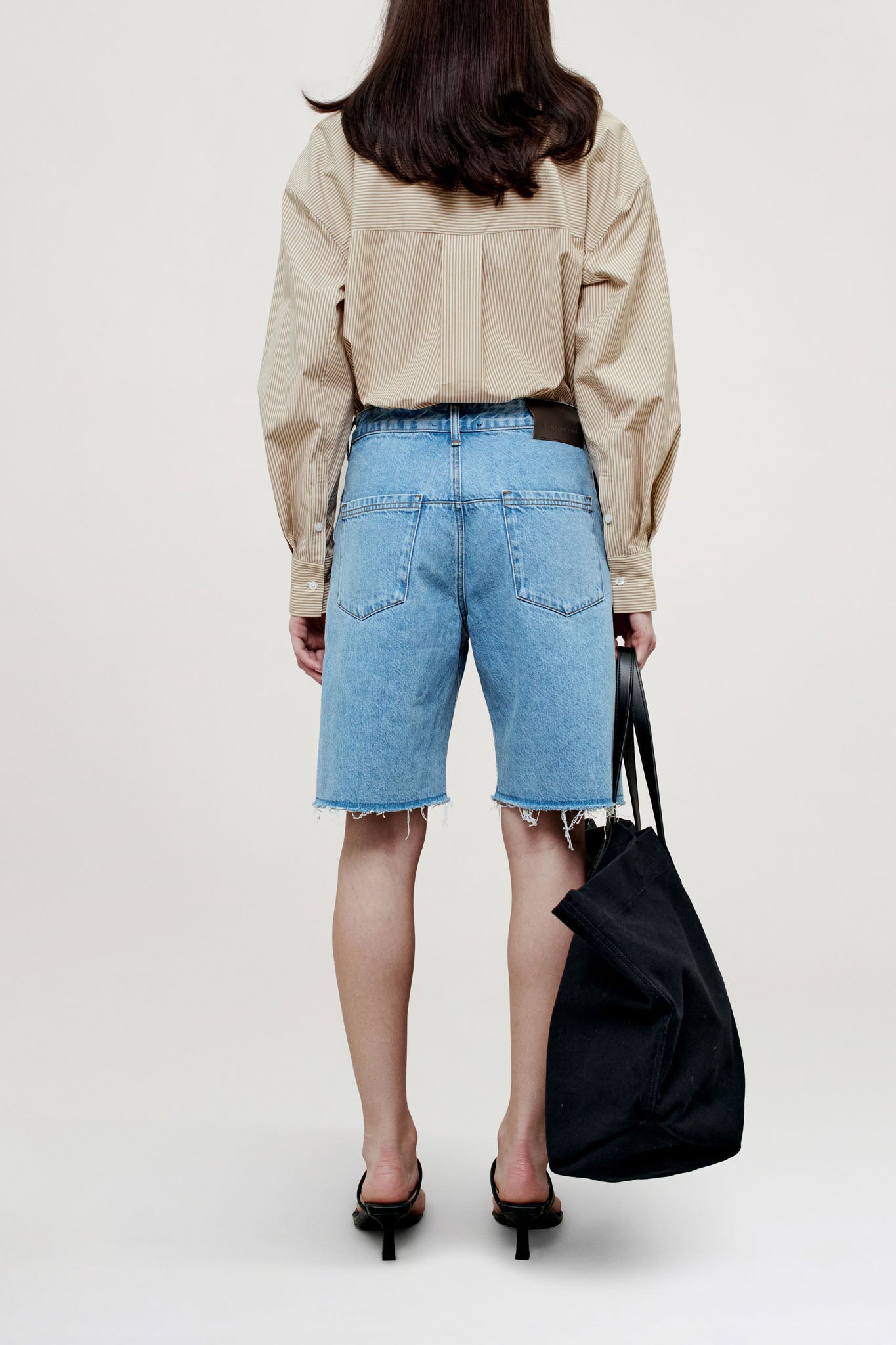 Ellis Skate Short in Cotton Denim