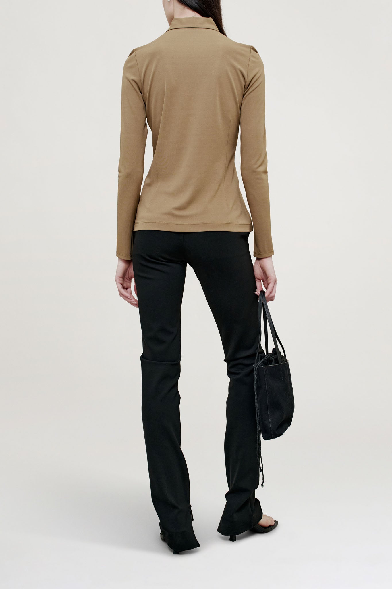 Frankie Button Down in Matte Jersey