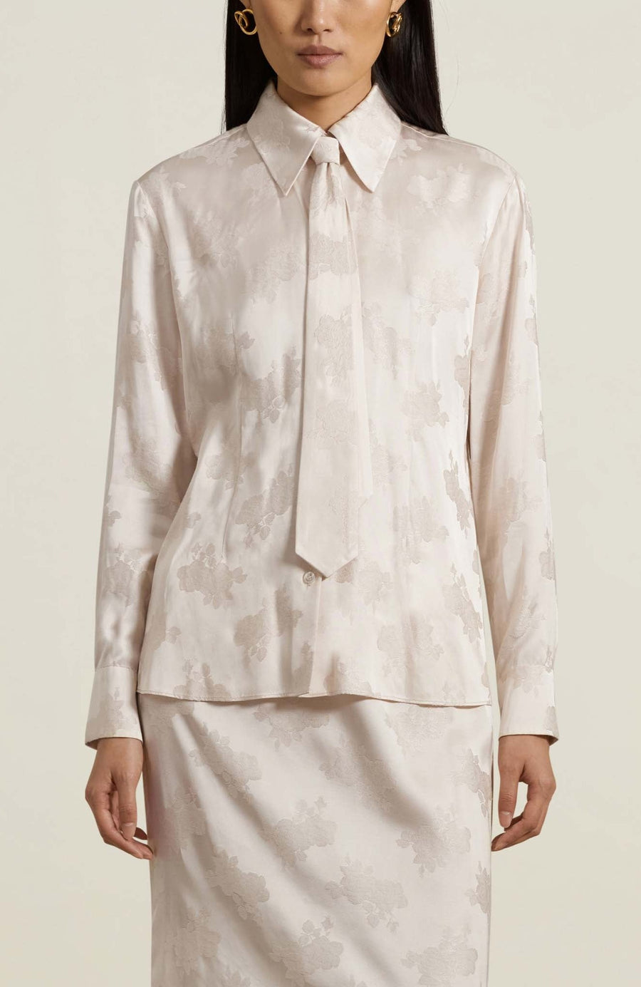 Léa Slim Blouse with Tie in Cream Viscose Floral