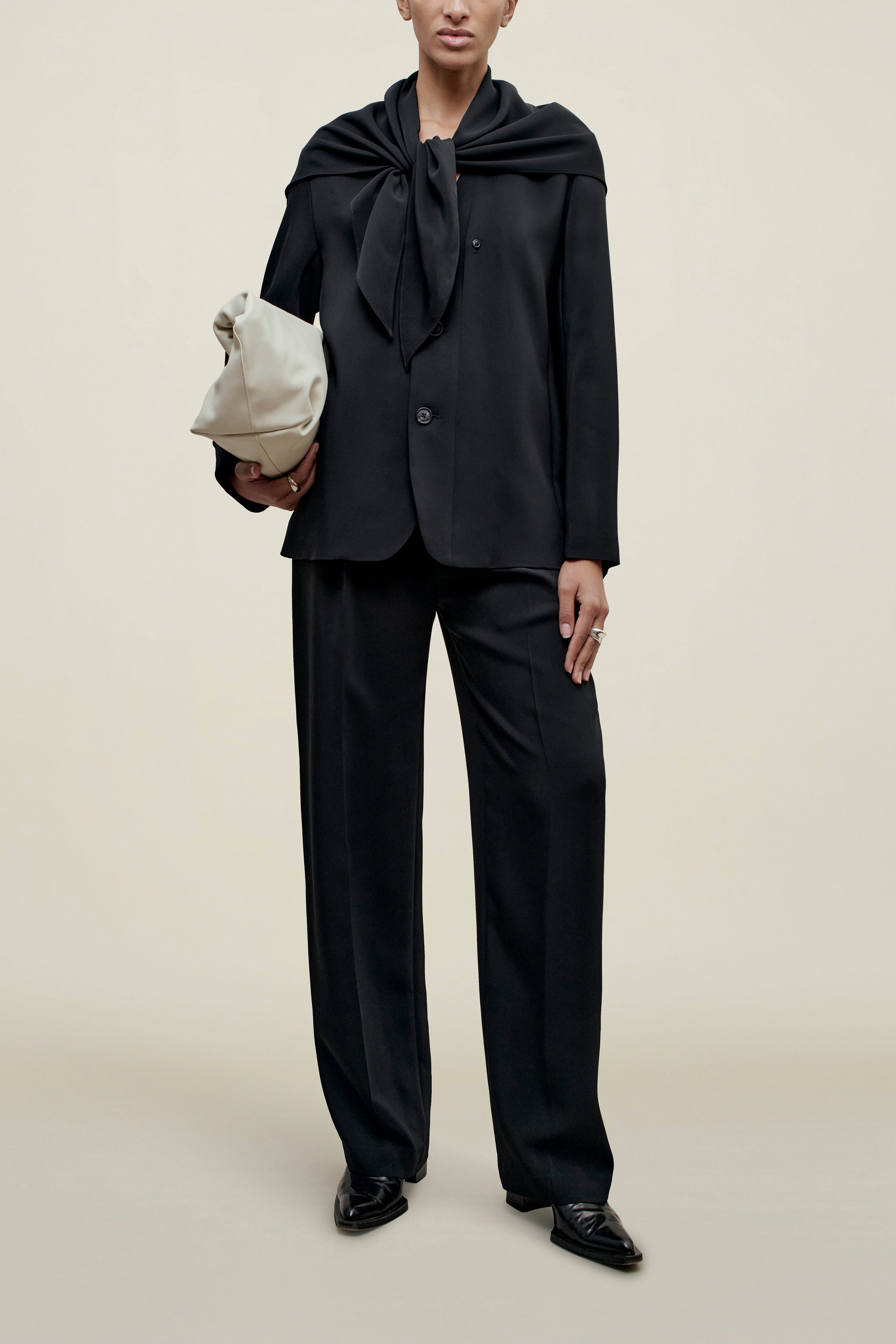 Jamie Scarf Blazer in Viscose Cady