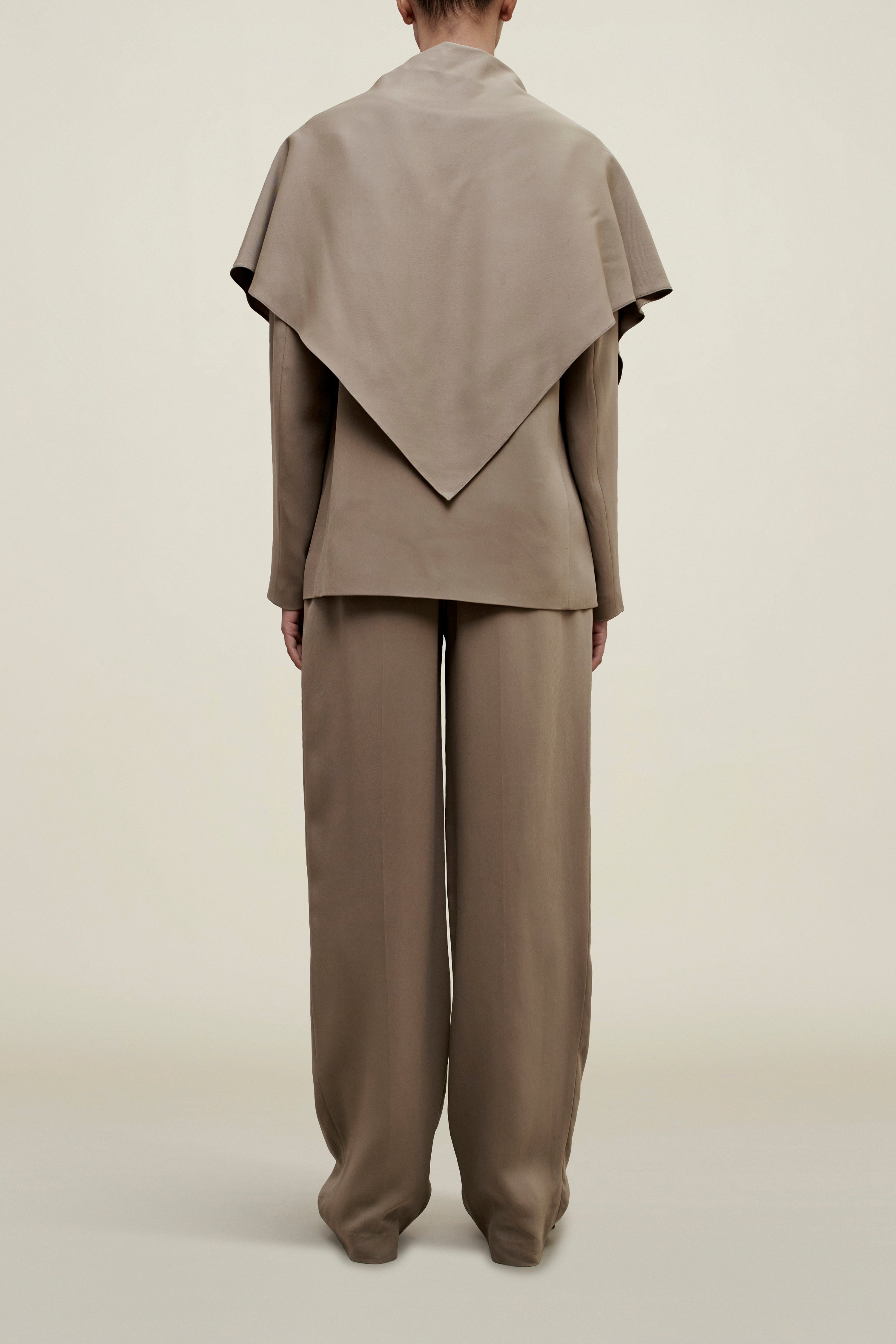 Jamie Scarf Blazer in Viscose Cady