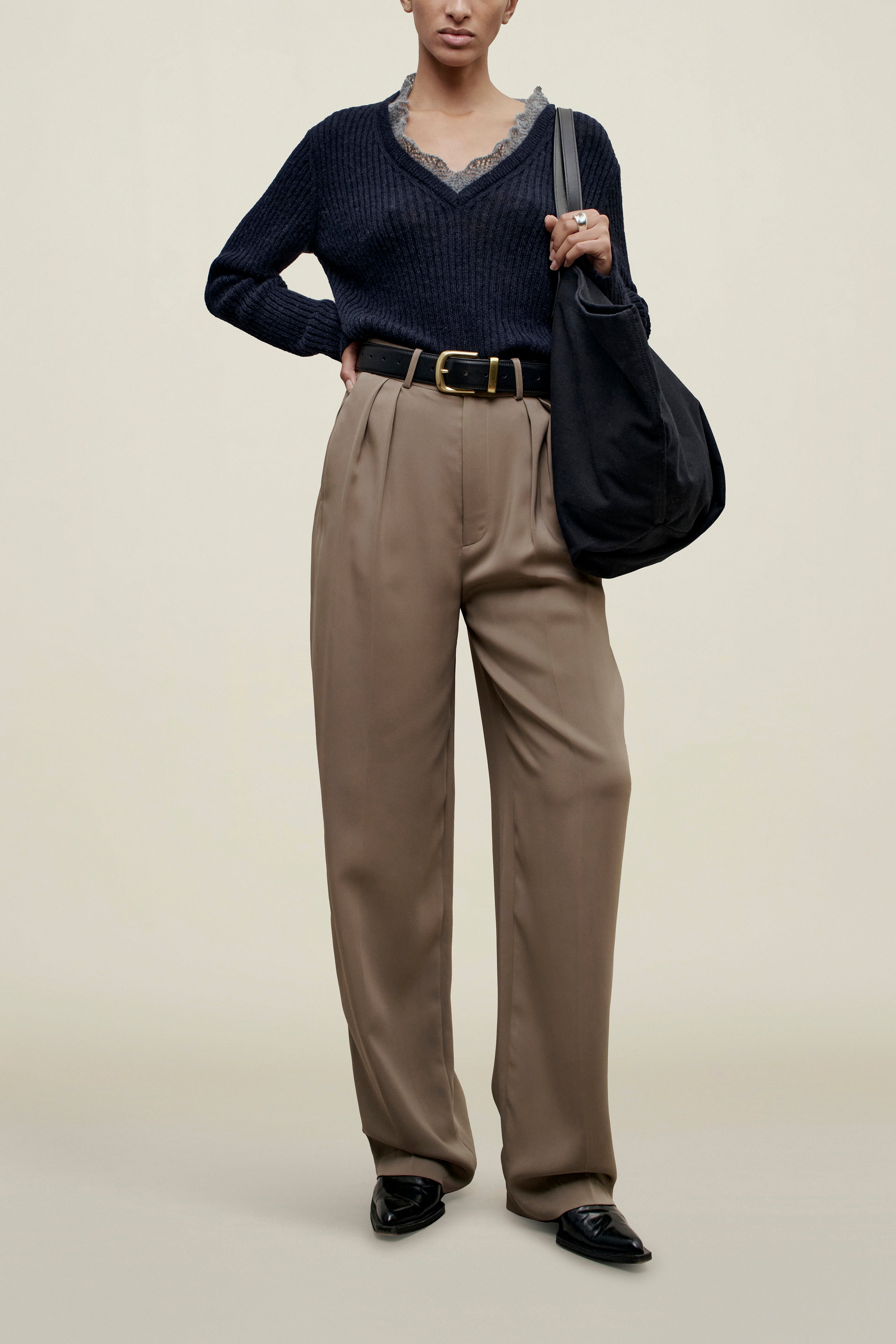 Aiden Pleated Trouser in Viscose Cady