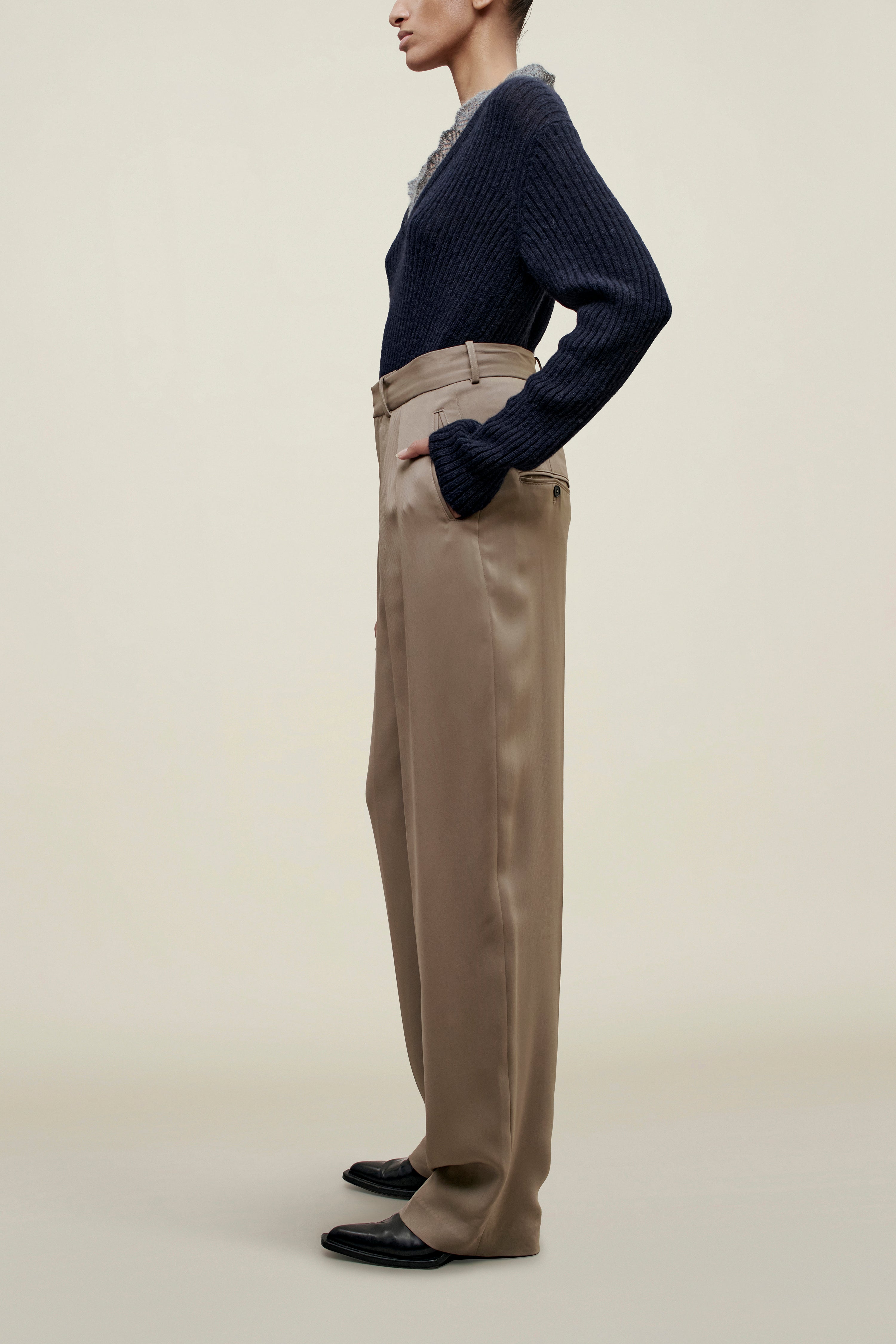 Leith V-Neck in Superfine Mohair