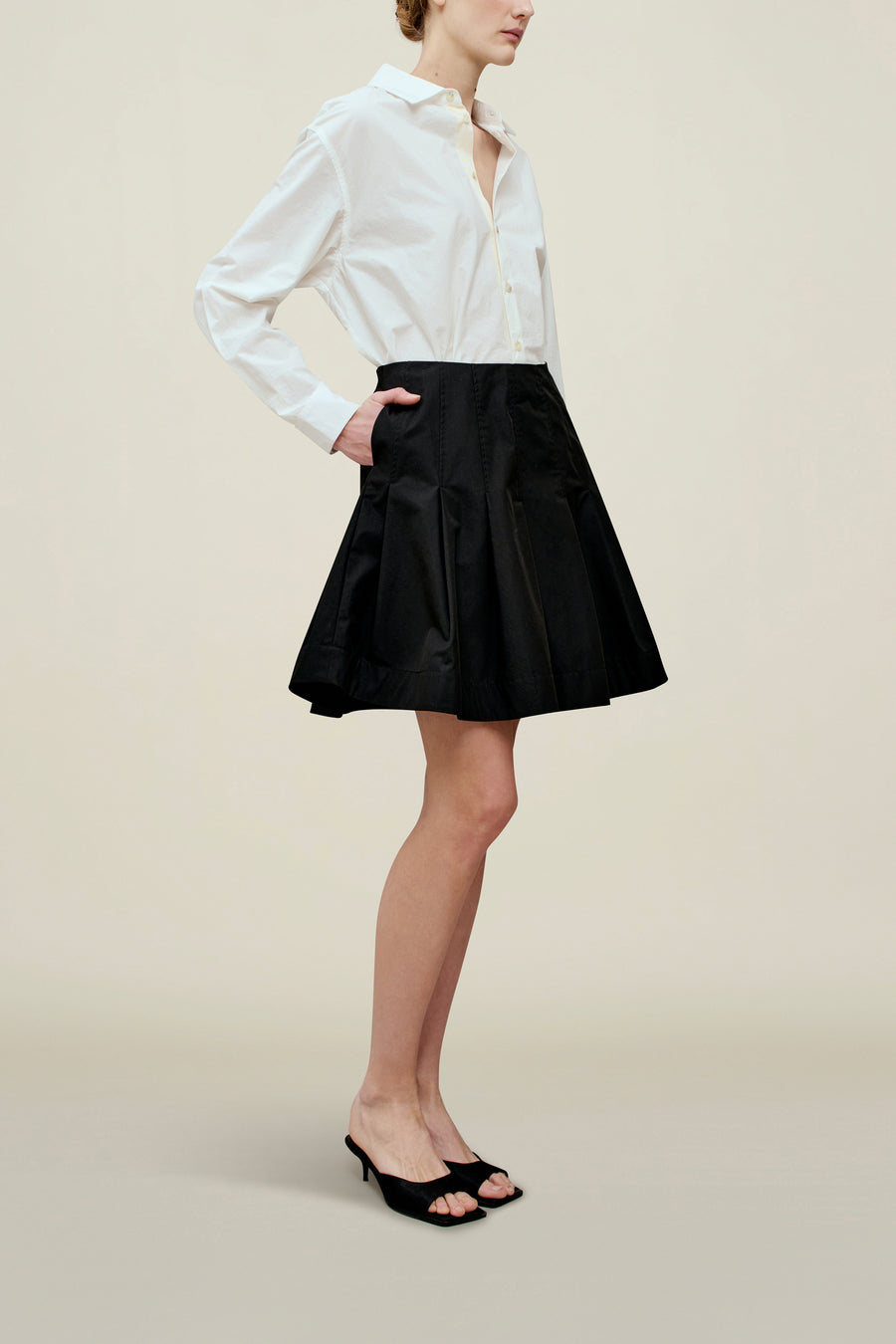 Sutton Pleated Skirt in Compact Cotton