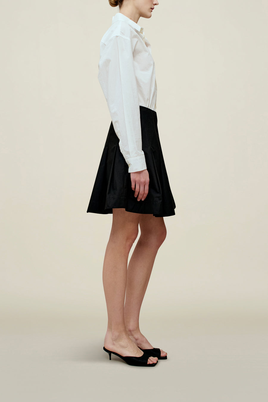 Sutton Pleated Skirt in Compact Cotton