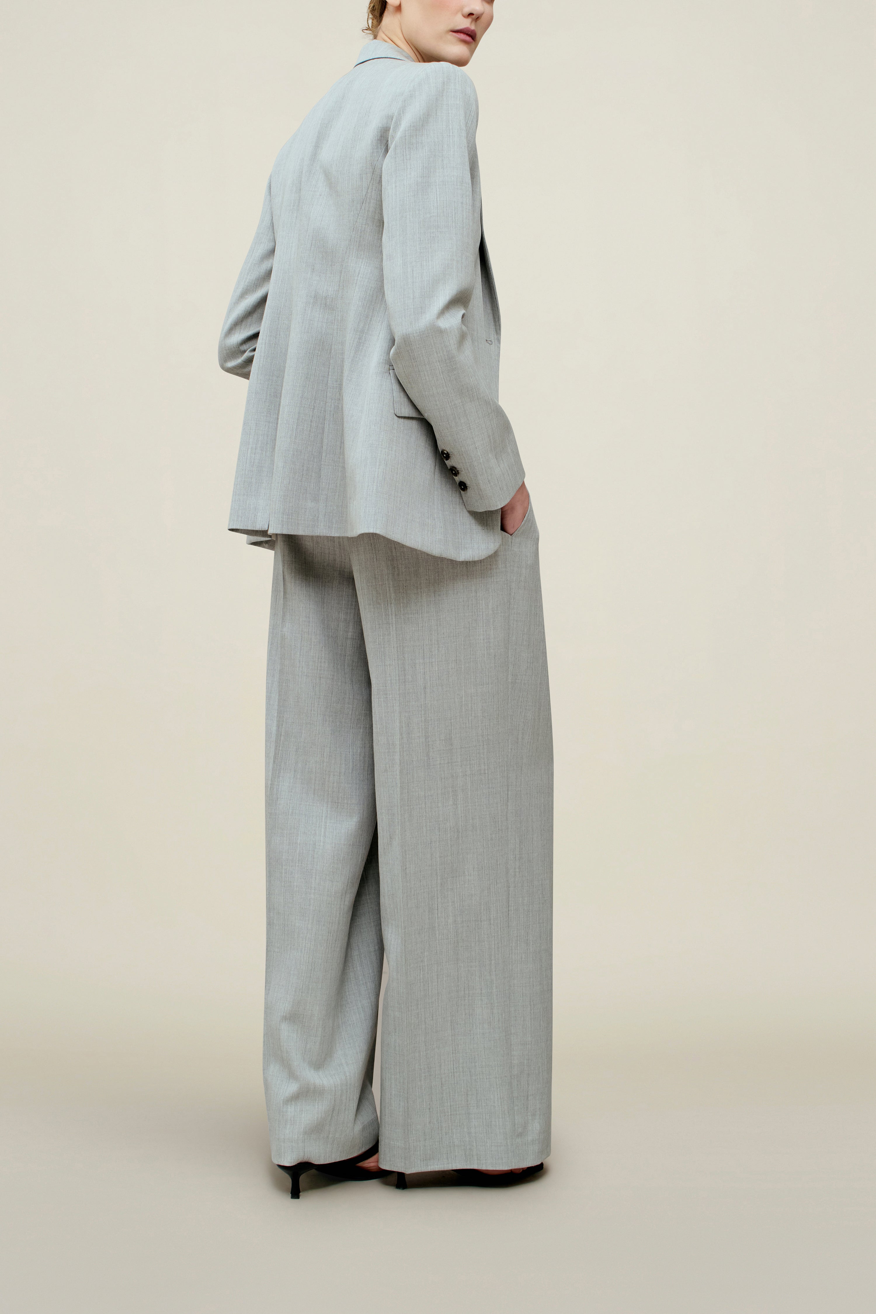 Roxana Low-Rise Trouser in Tropical Wool