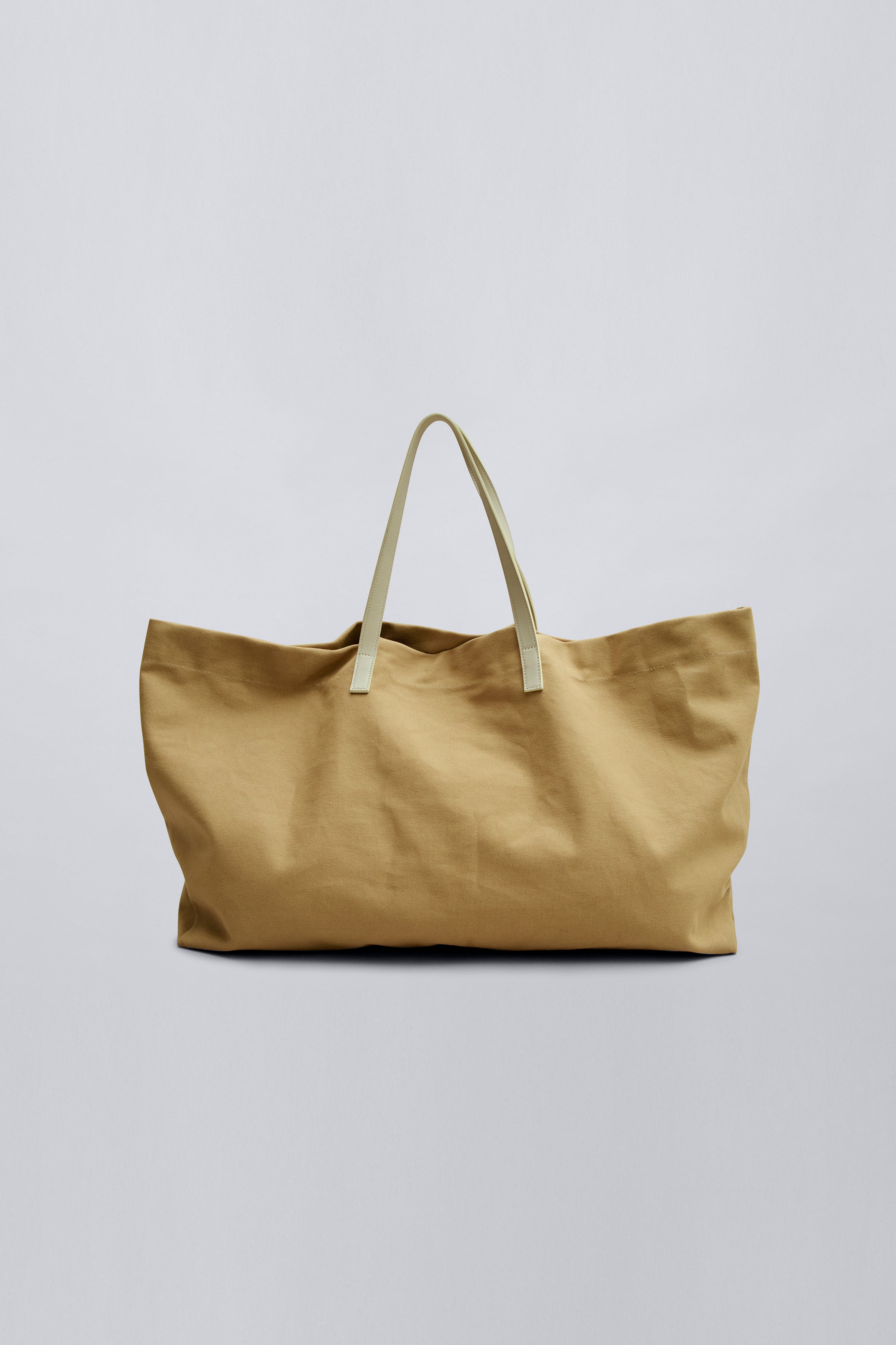 Cottage Tote in Canvas