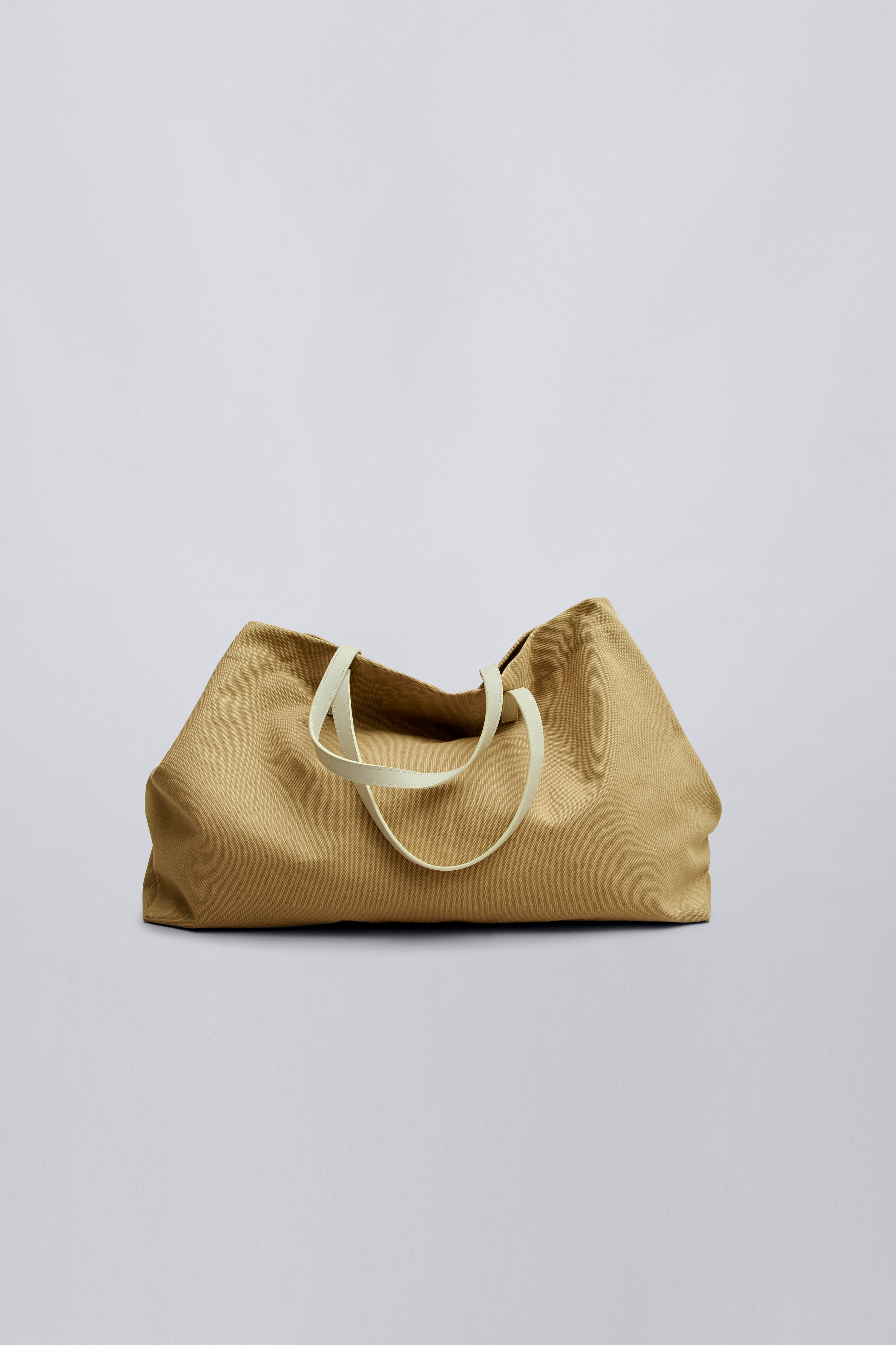 Cottage Tote in Canvas