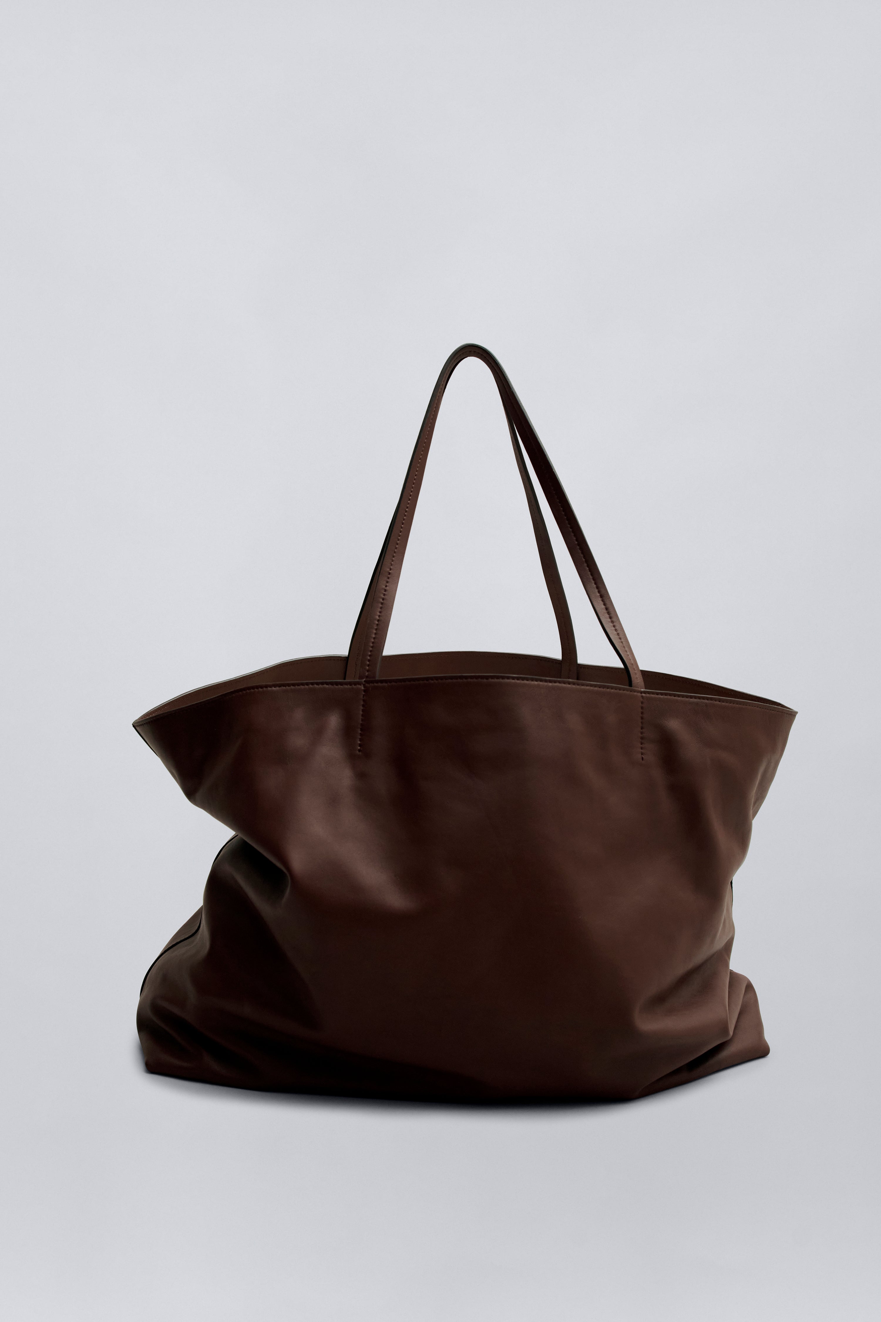 Weekender Bag in Leather