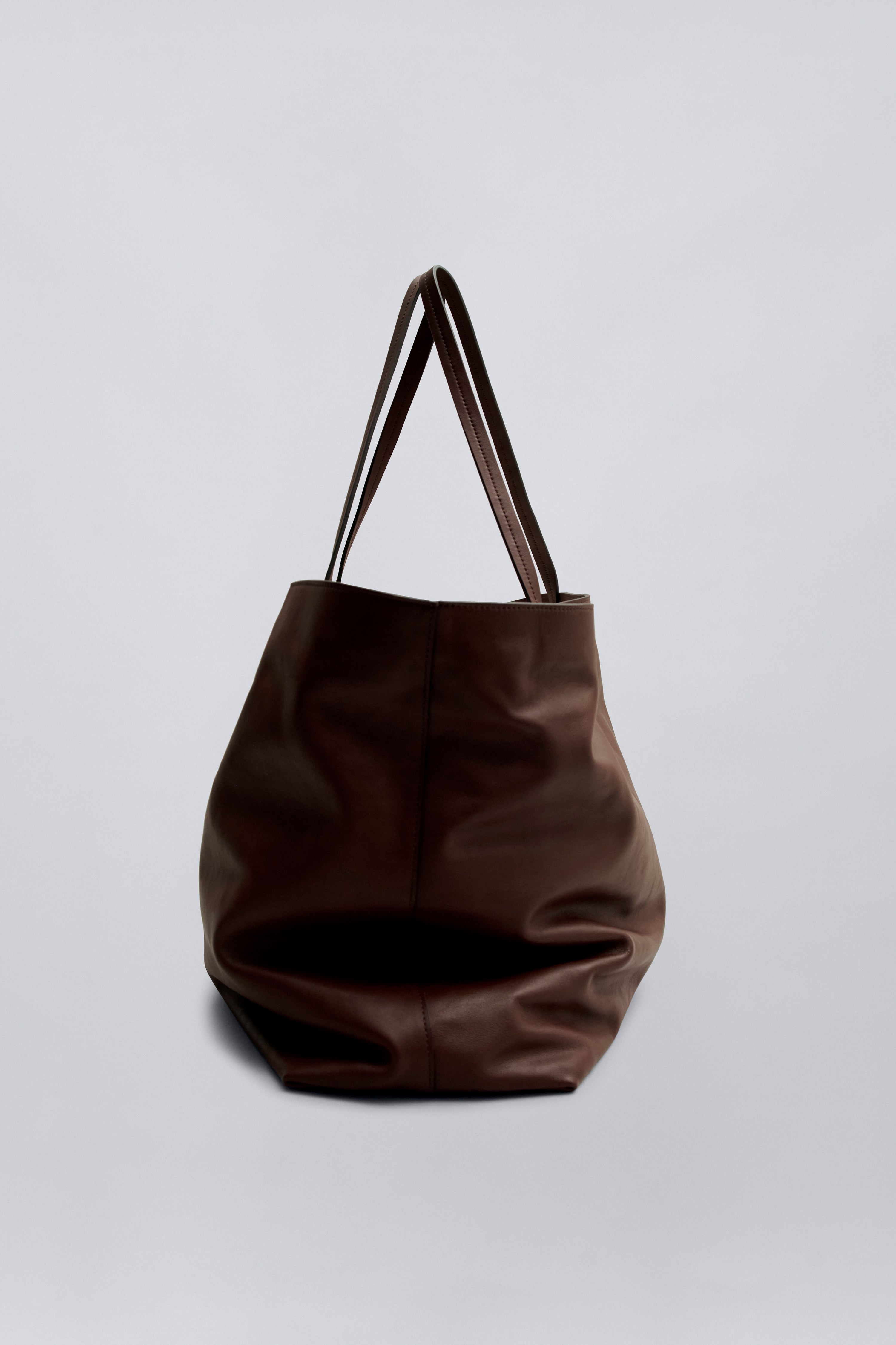 Weekender Bag in Leather